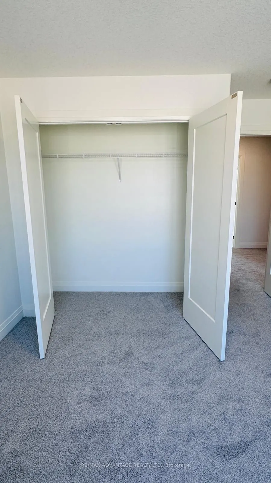 235 Kennington Way, #9