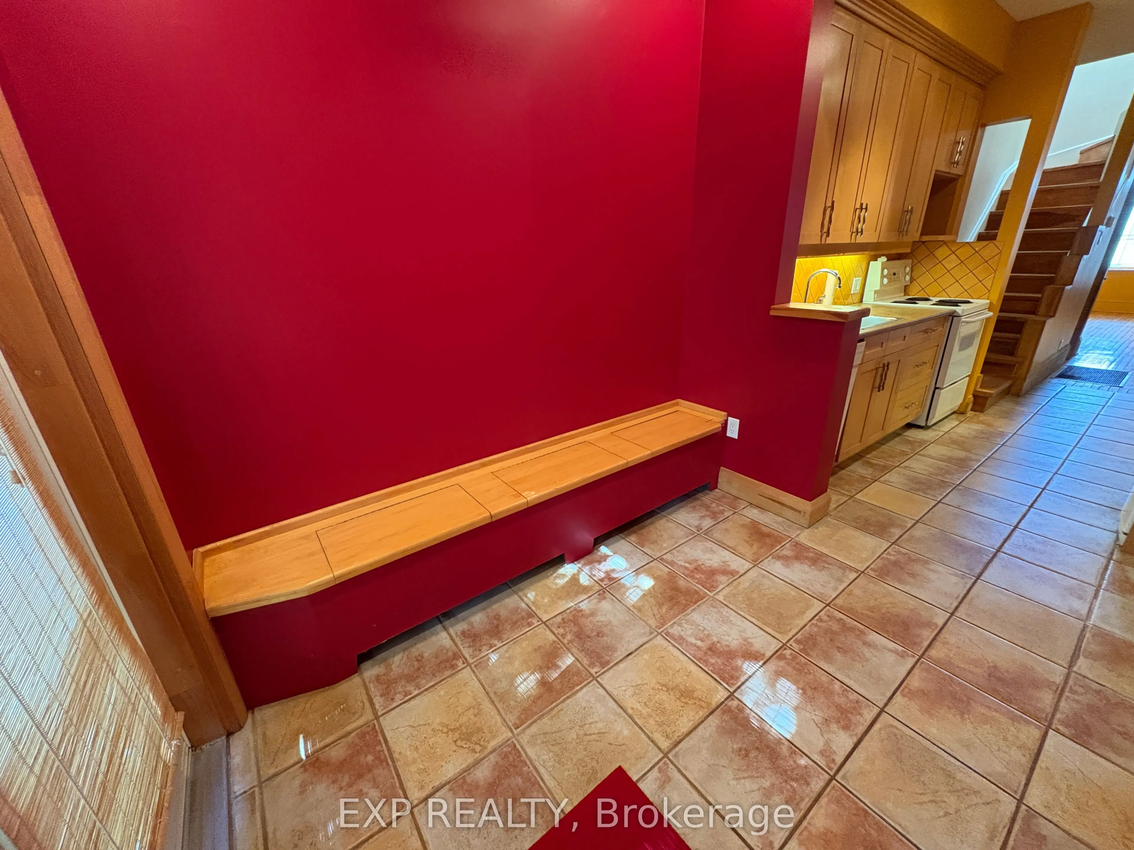 234 St Patrick Street W