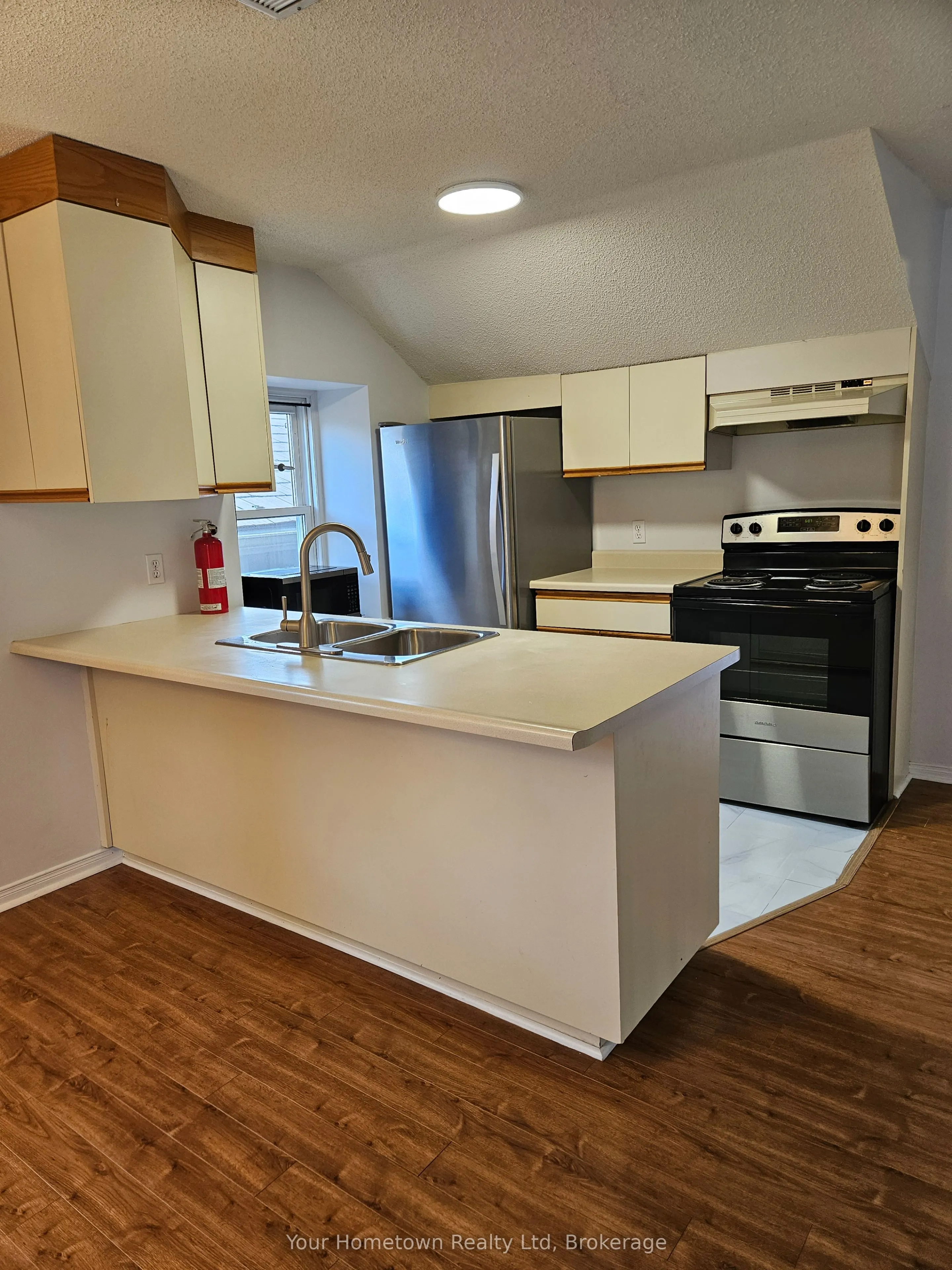 238 St Patrick Street W
