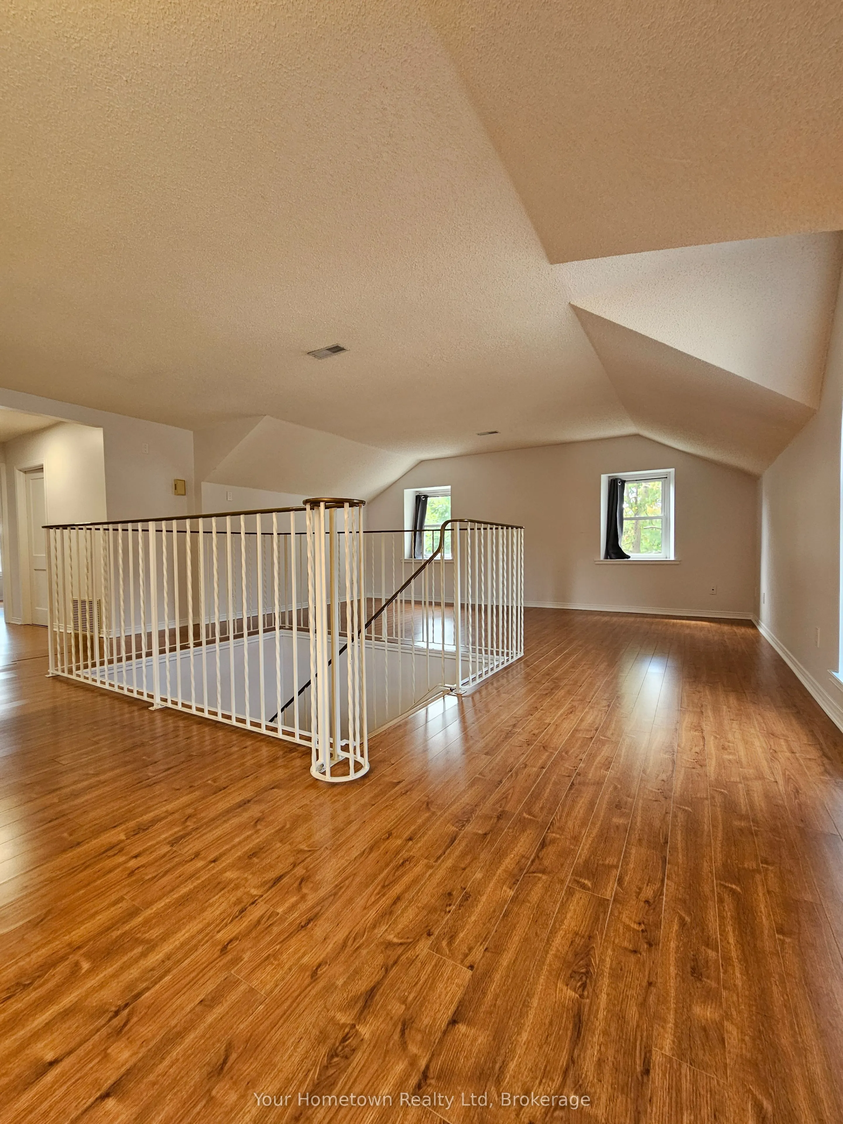 238 St Patrick Street W