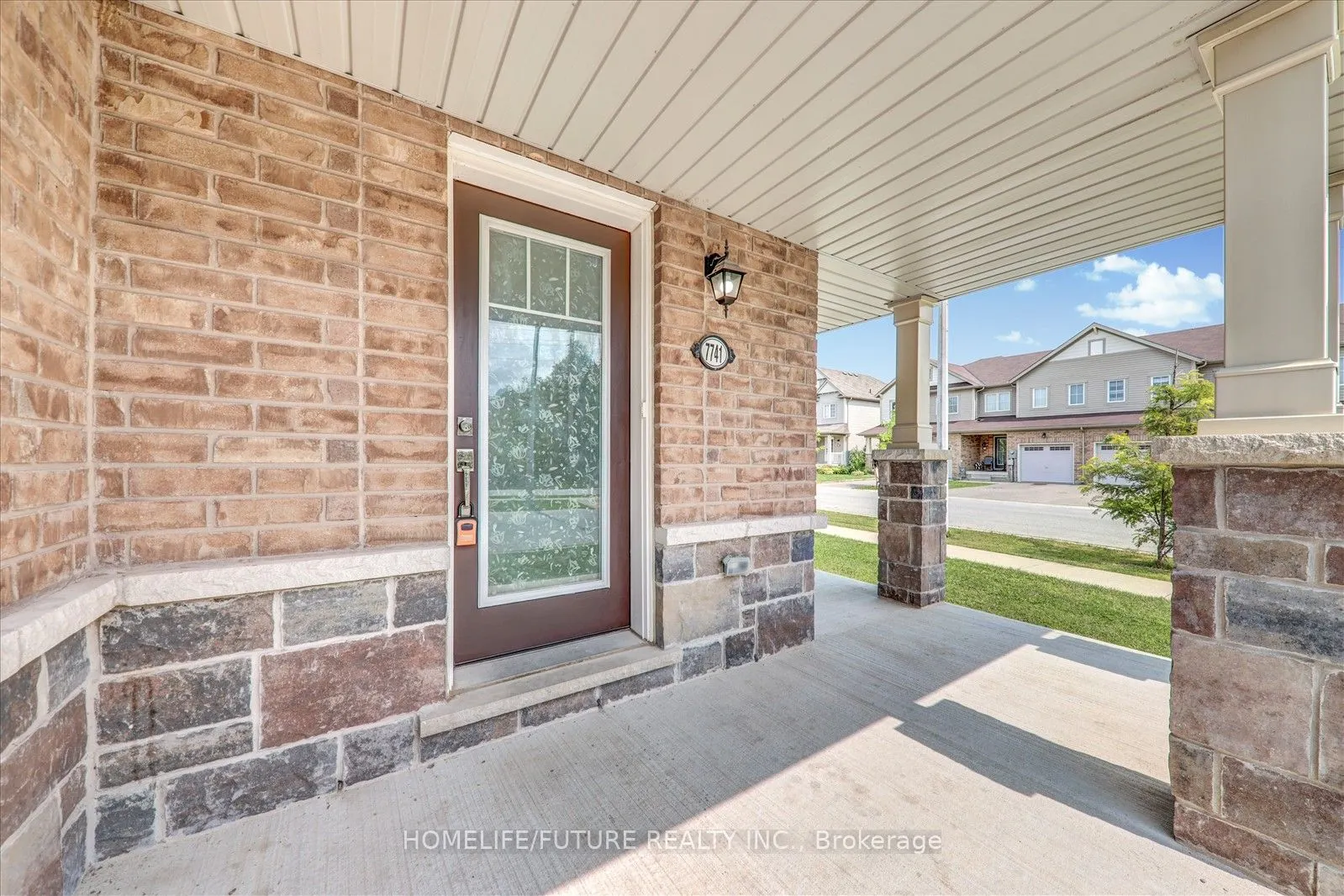 7741 White Pine Crescent