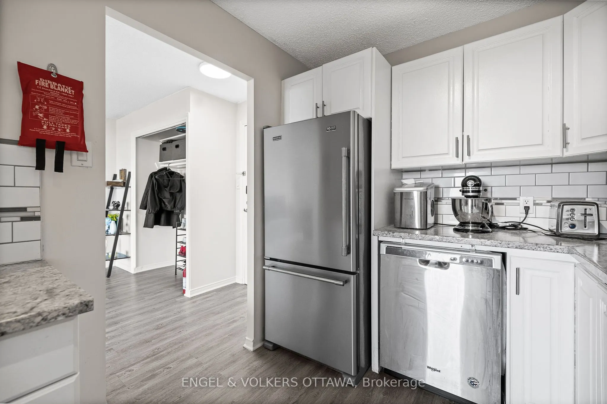 665 Bathgate Drive, #1404