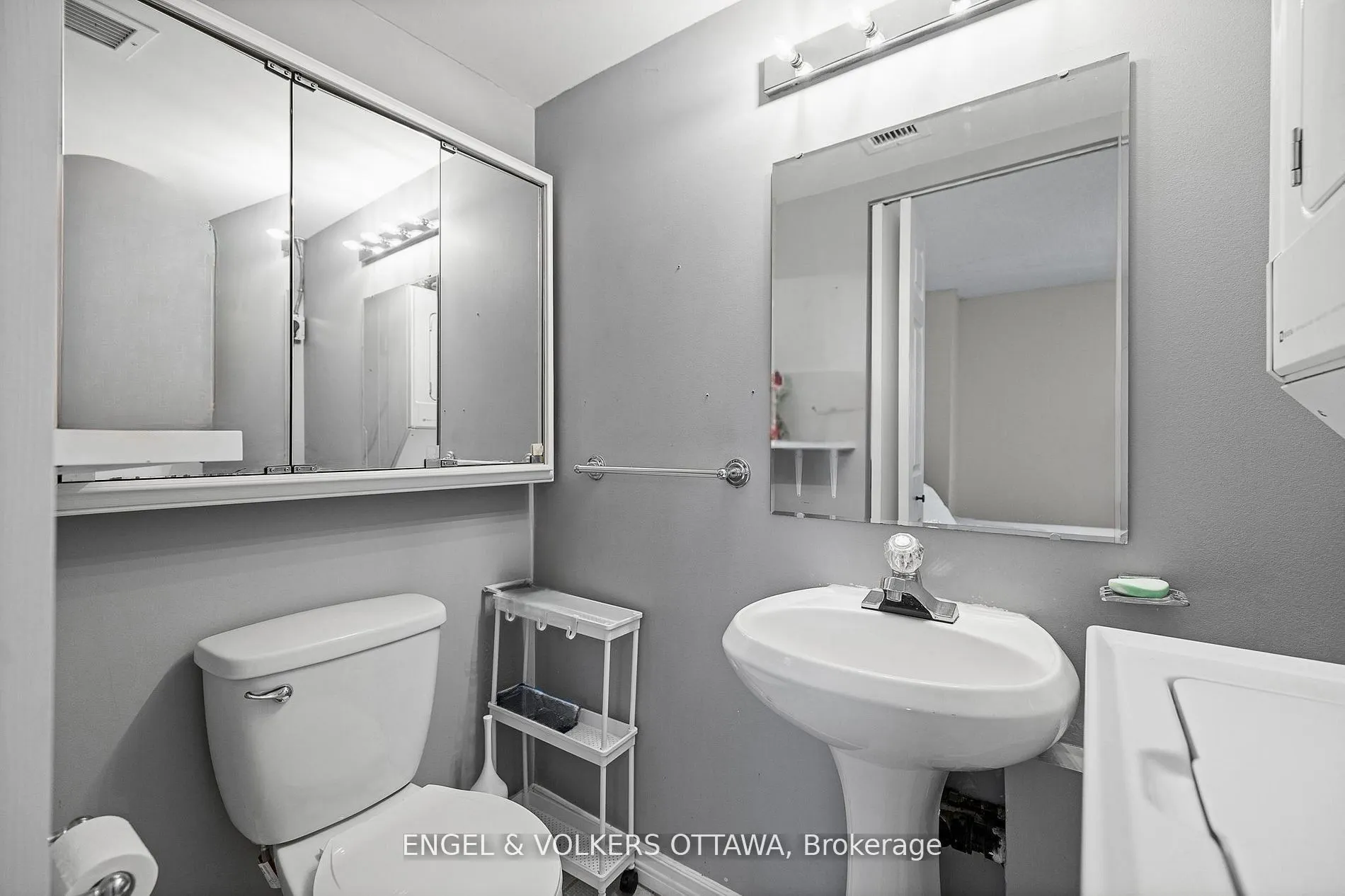 665 Bathgate Drive, #1404