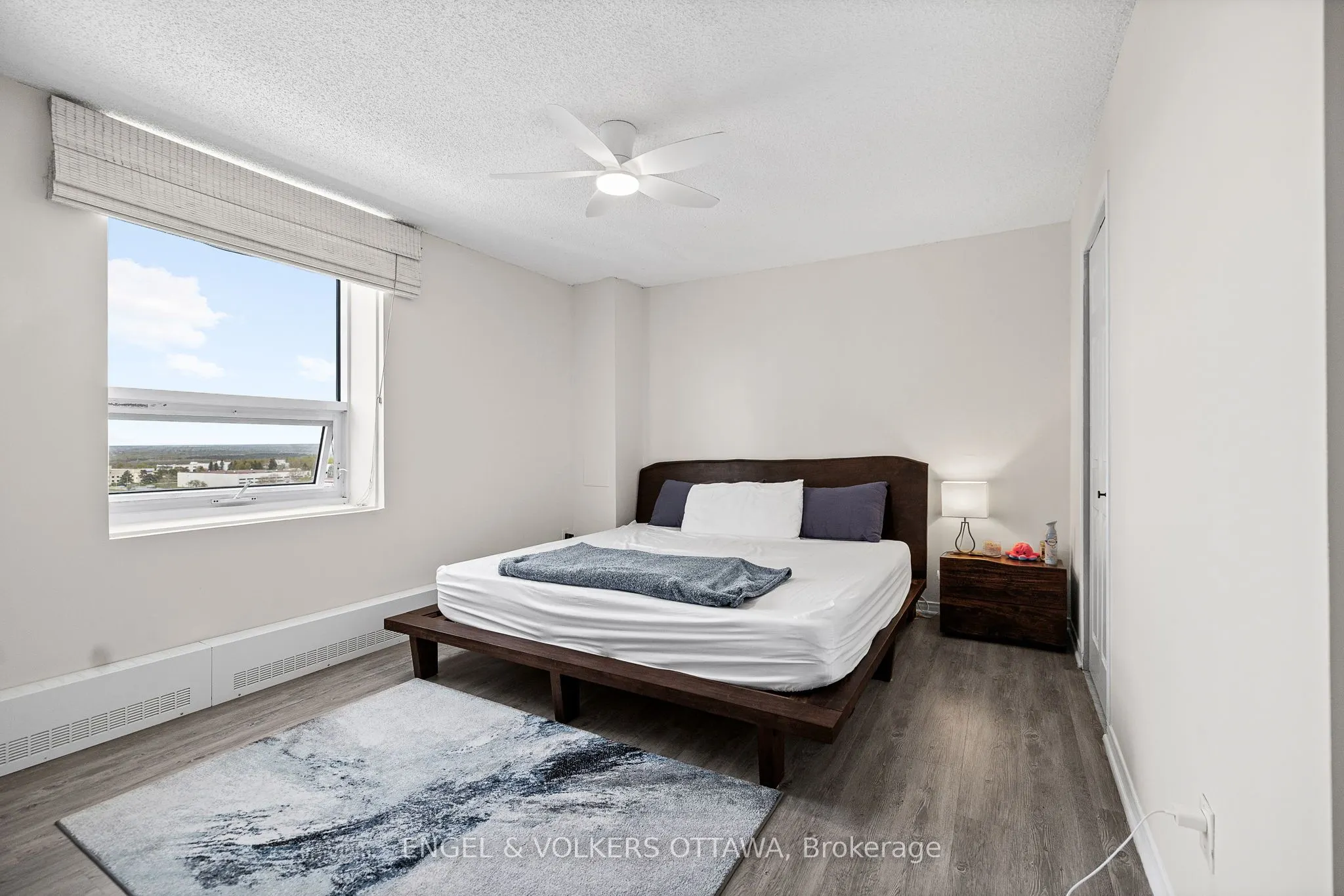 665 Bathgate Drive, #1404