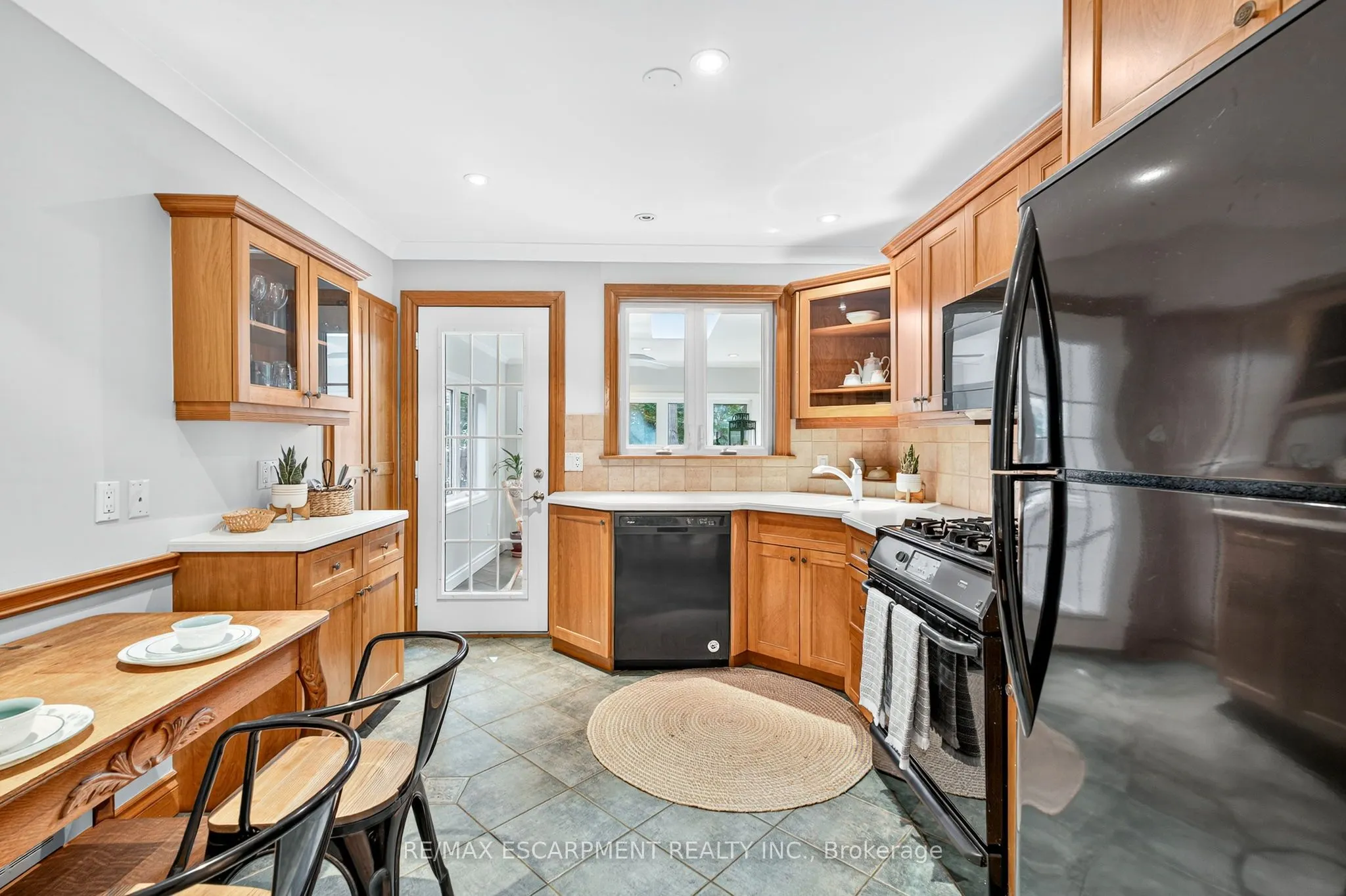 16 Parkview Row
