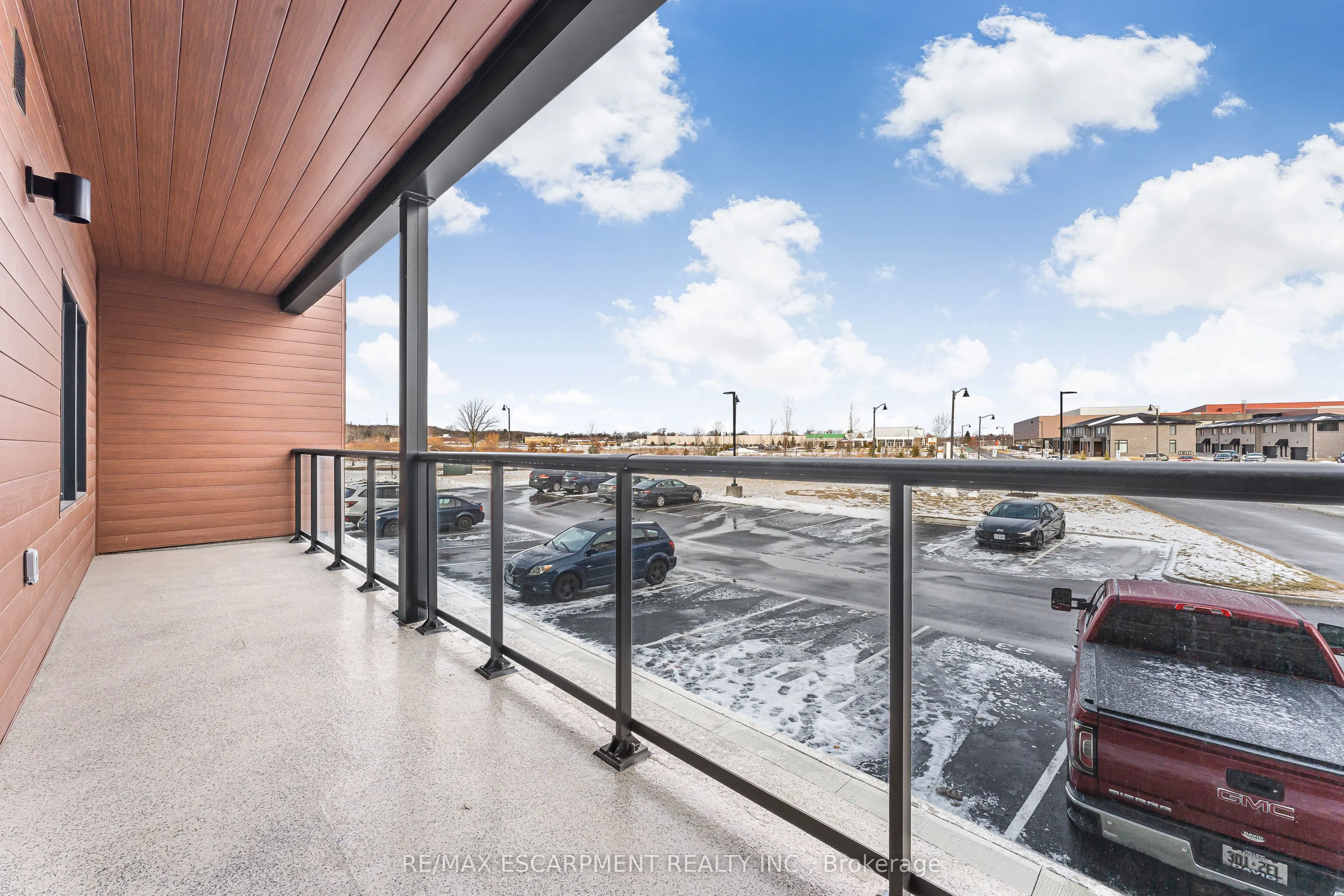 118 SUMMERSIDES Boulevard, #114
