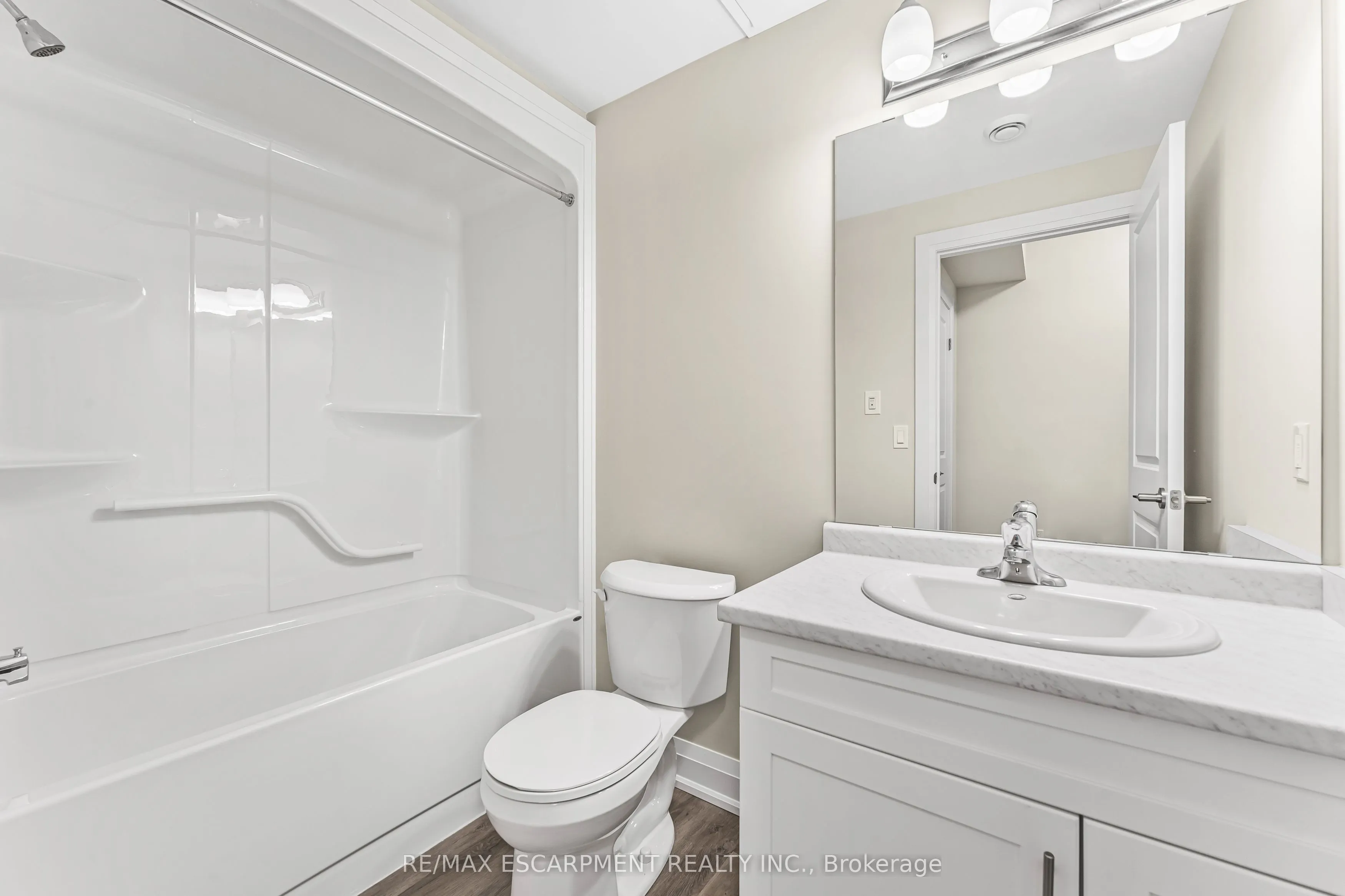 118 SUMMERSIDES Boulevard, #114