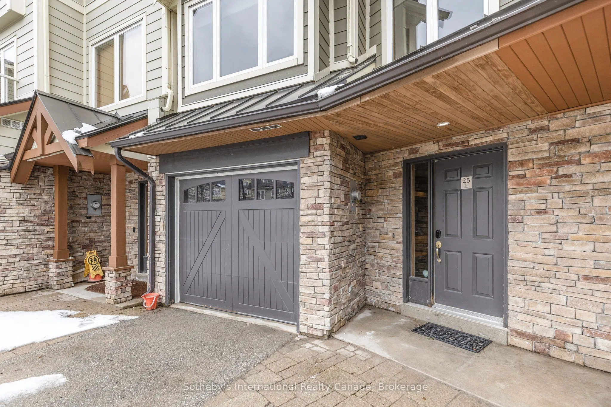 104 Farm Gate Road, #25