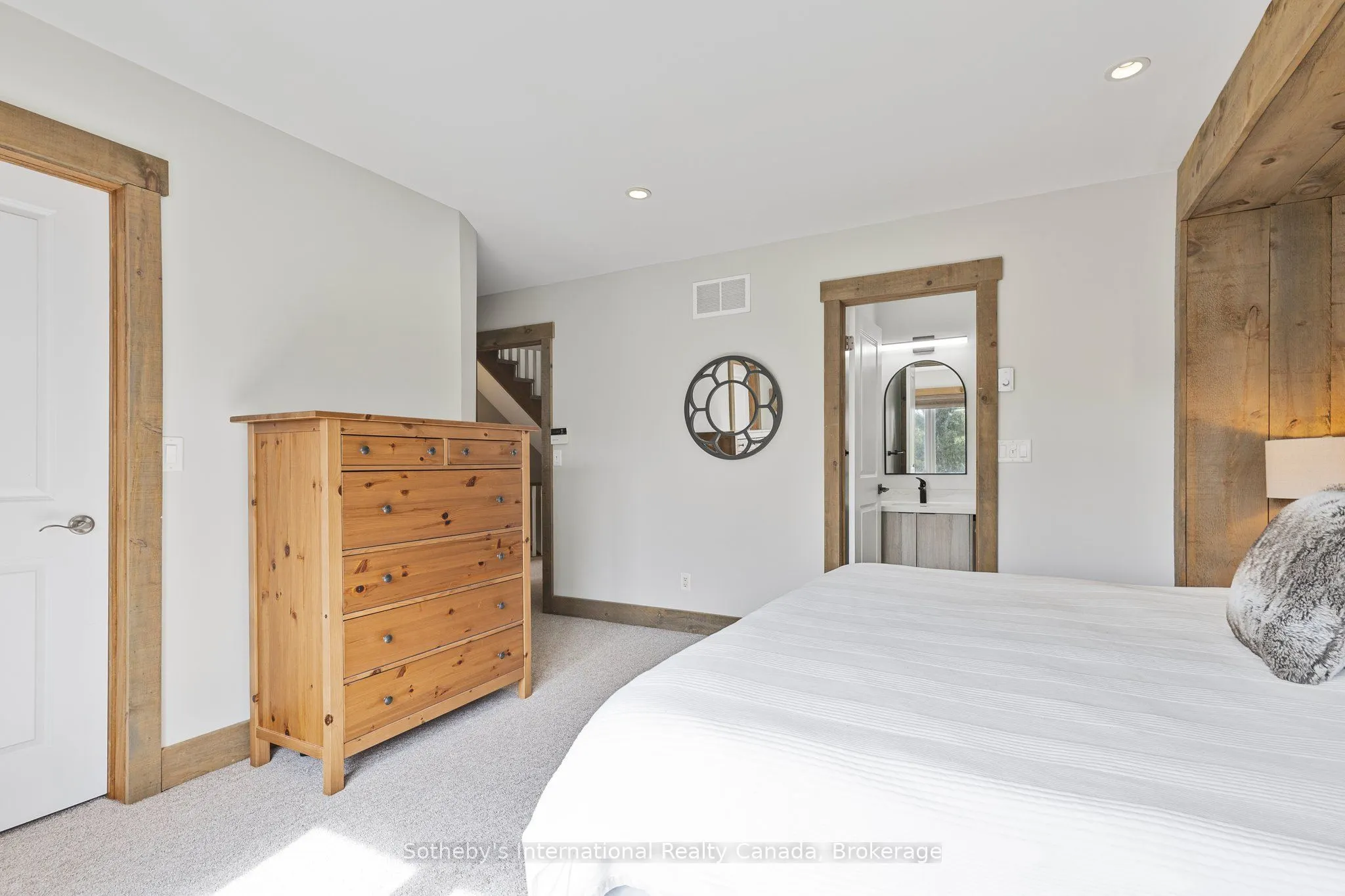 104 Farm Gate Road, #25