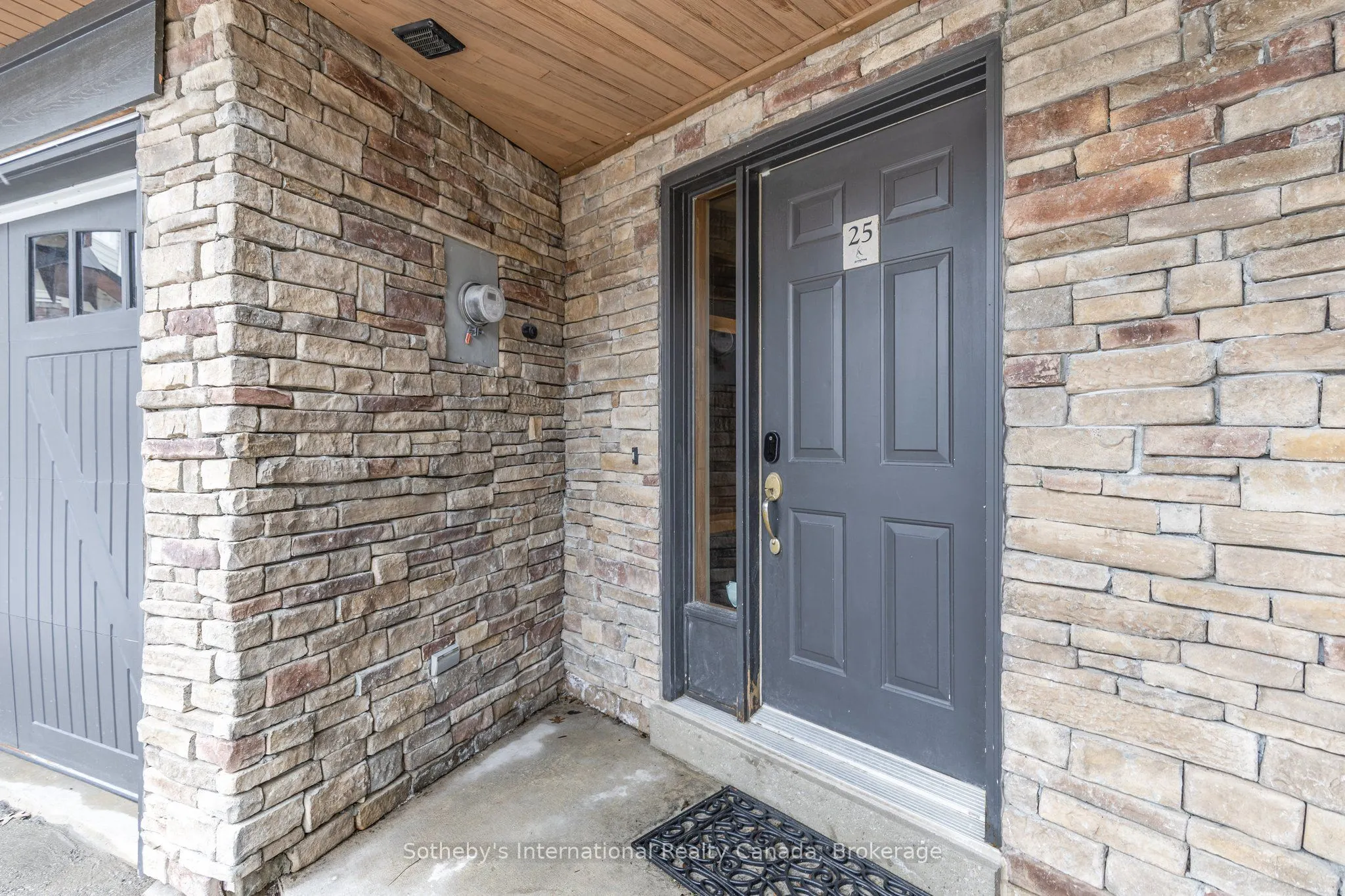 104 Farm Gate Road, #25