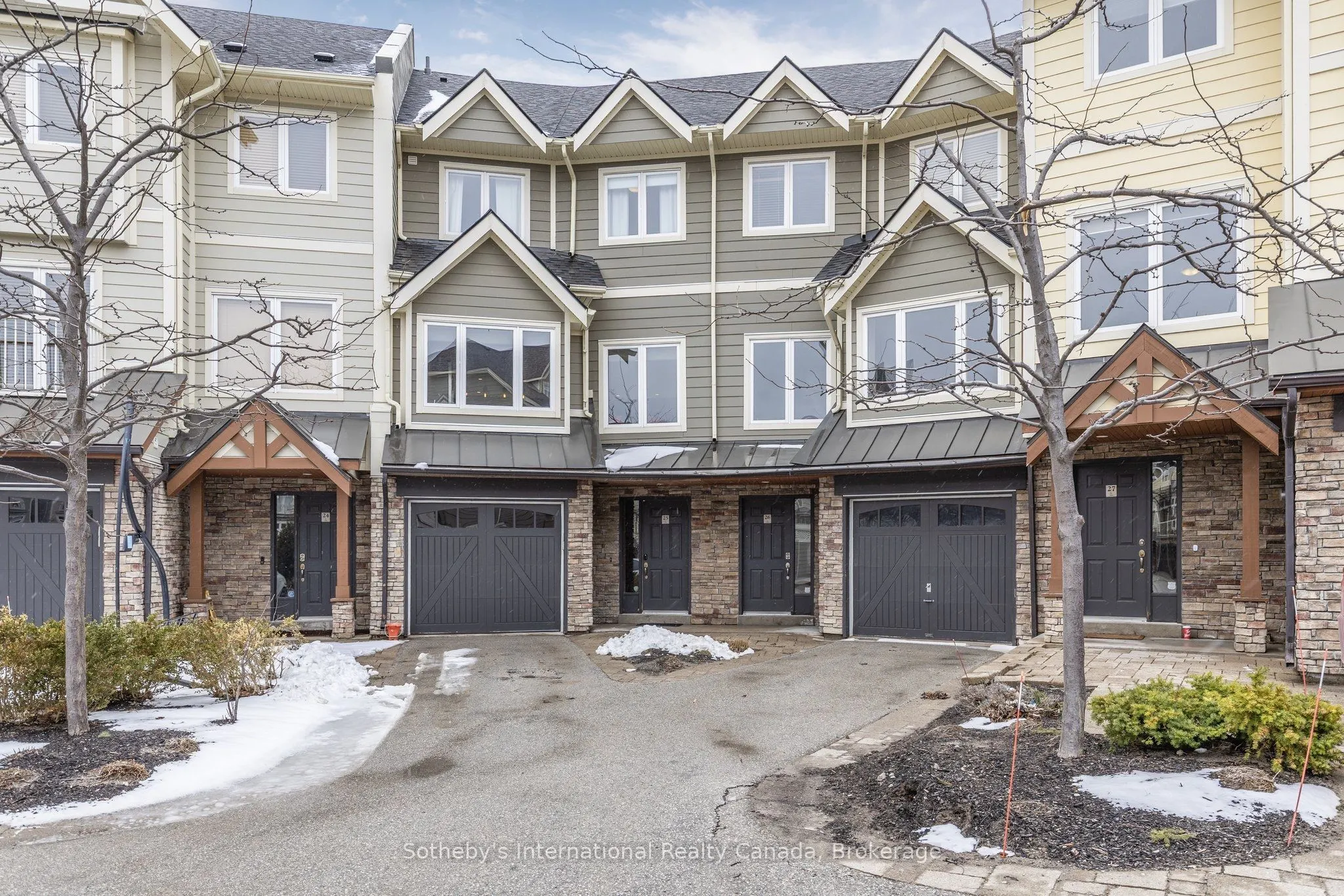104 Farm Gate Road, #25