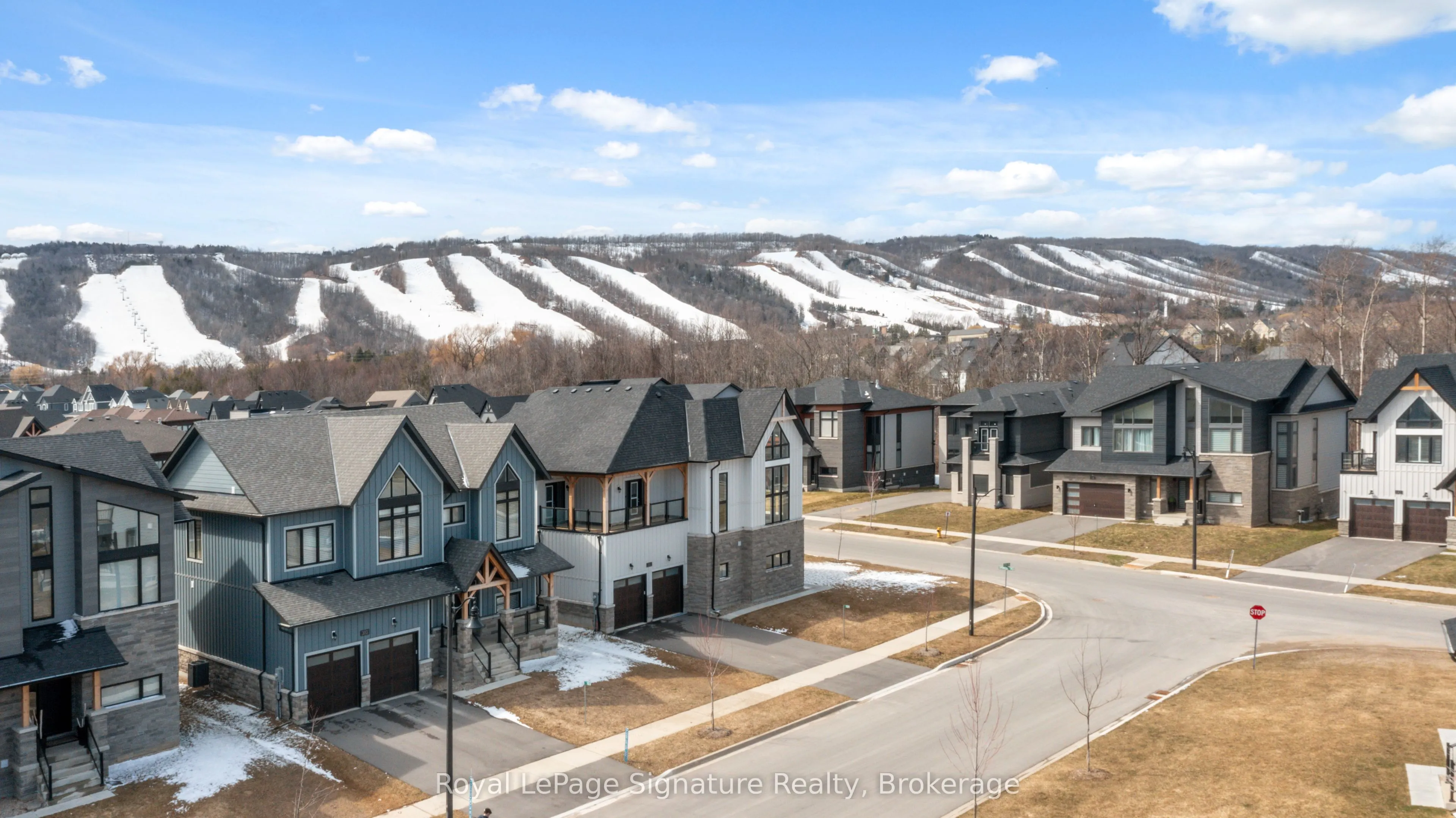 101 Cattail Crescent