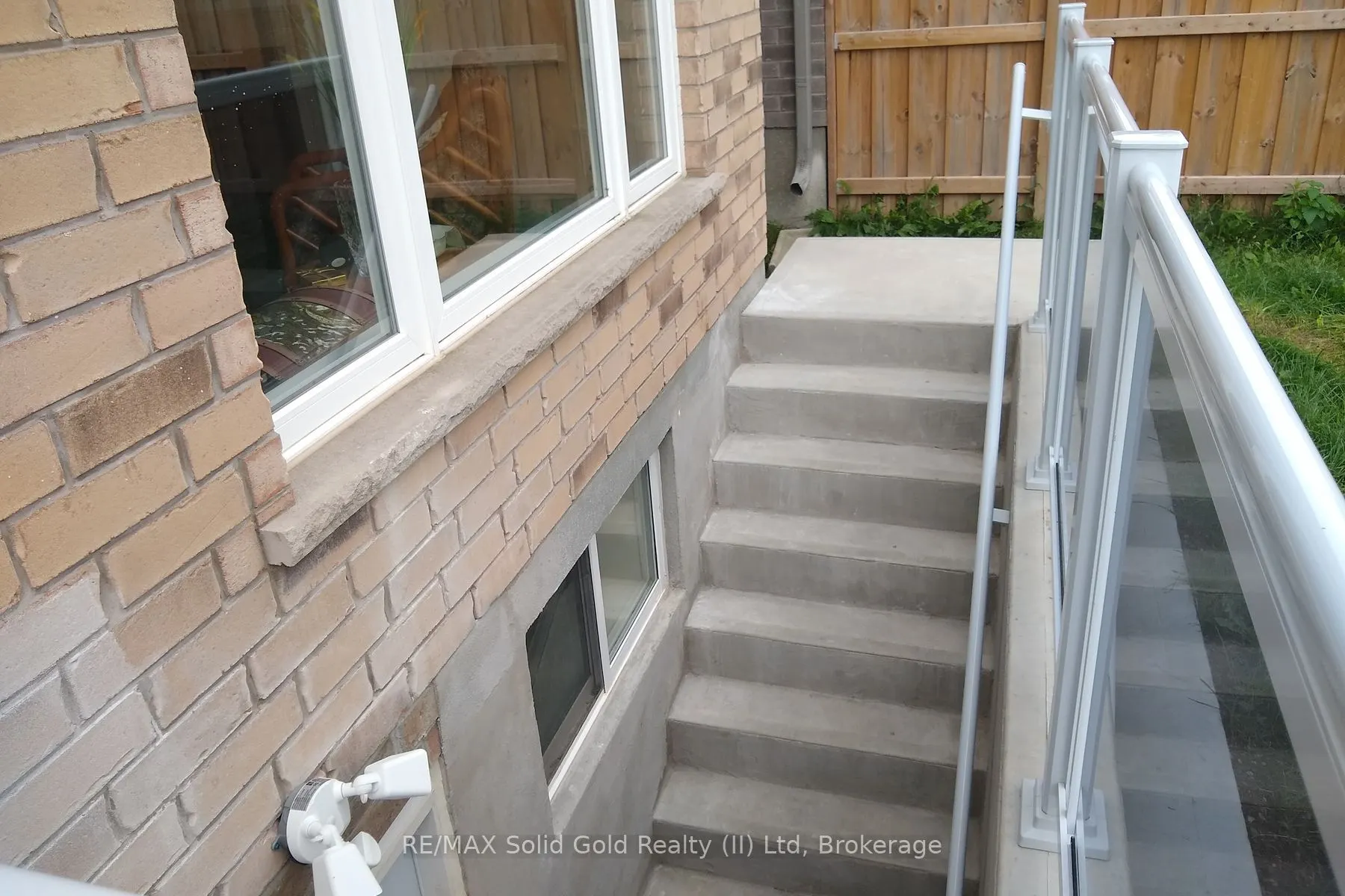 137 Rivertrail Avenue