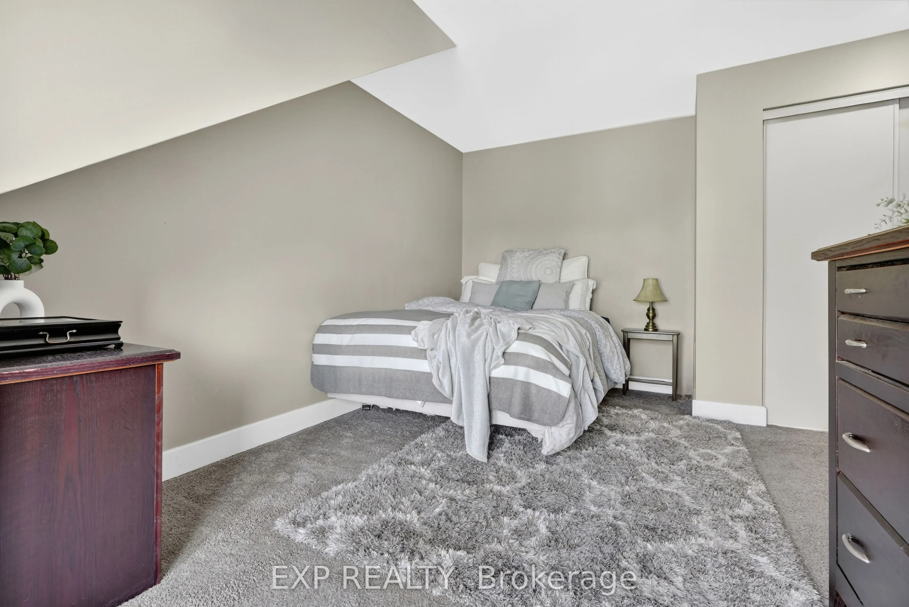 49 Mill Street, #6