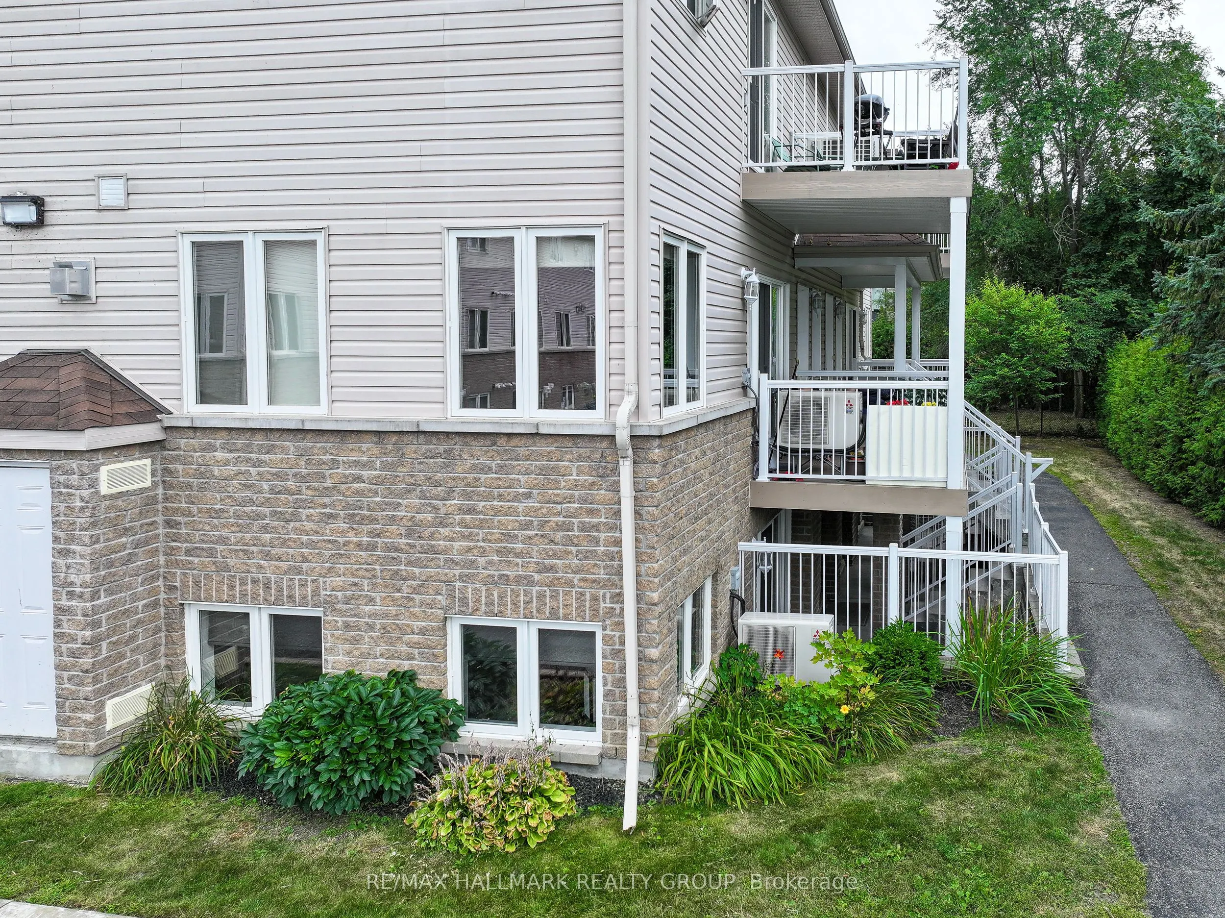 1238 Marenger Street, #14
