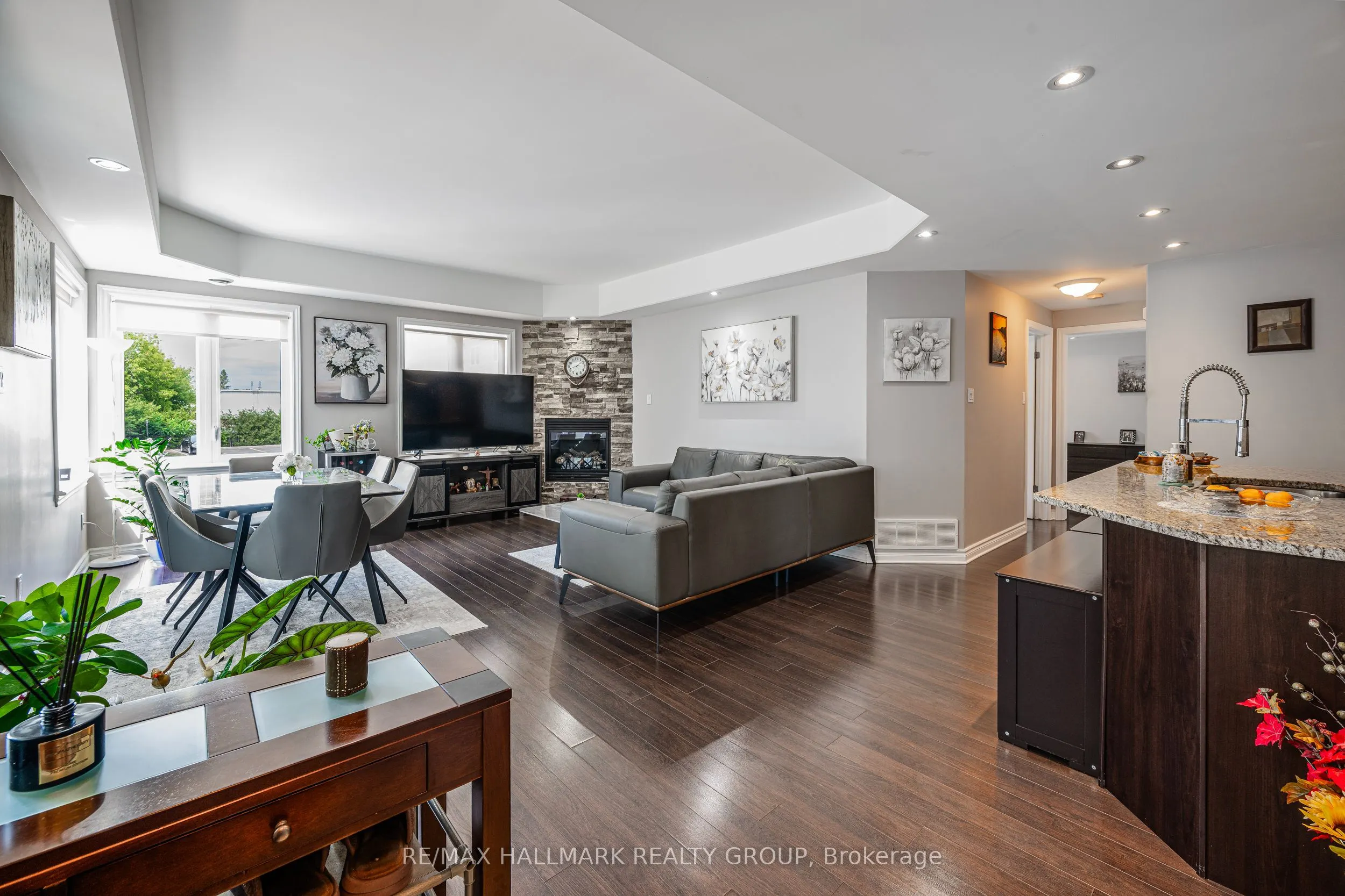 1238 Marenger Street, #14