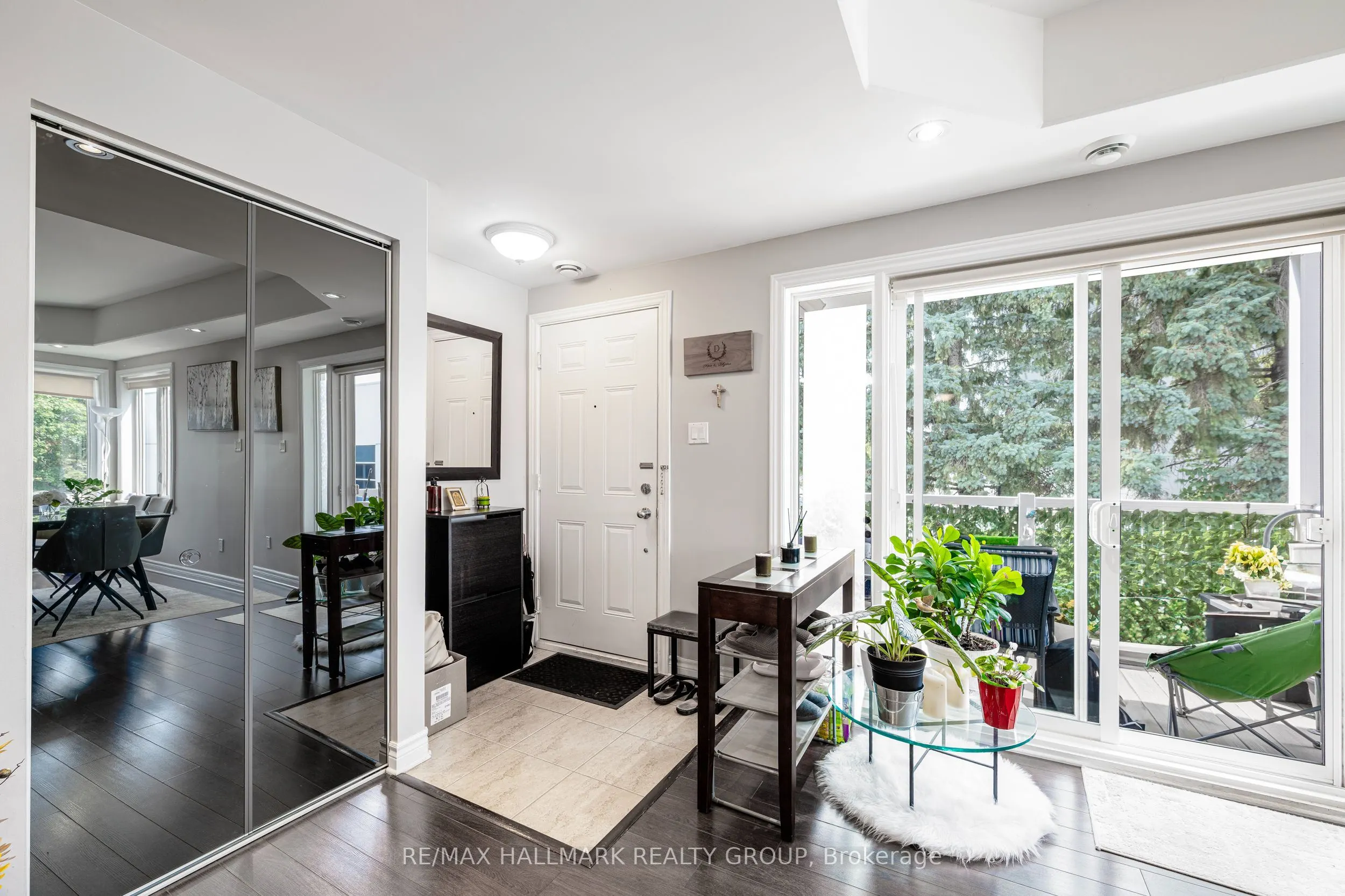 1238 Marenger Street, #14