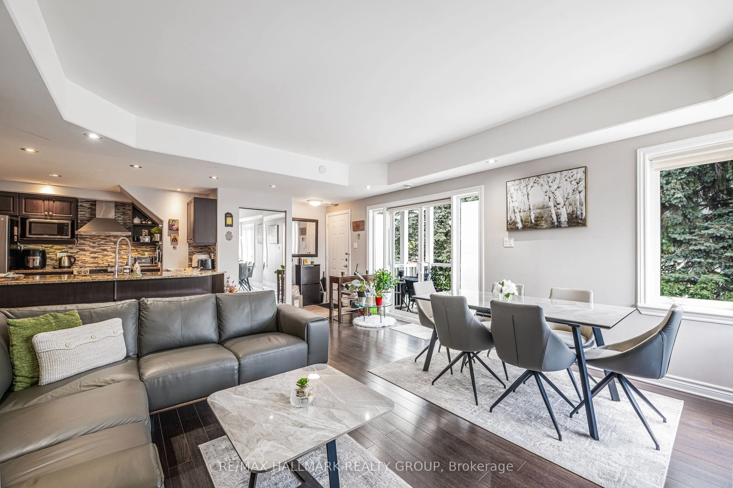 1238 Marenger Street, #14