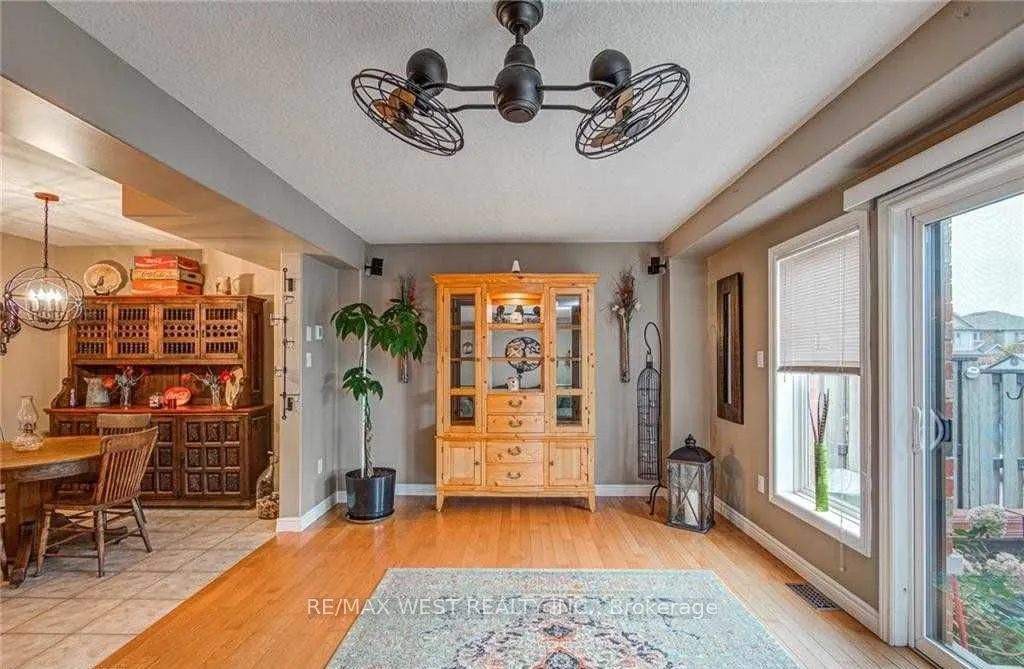 4475 Comfort Crescent