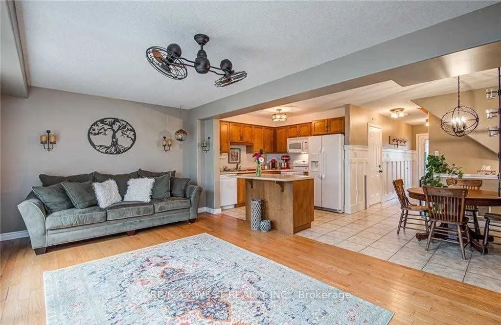 4475 Comfort Crescent