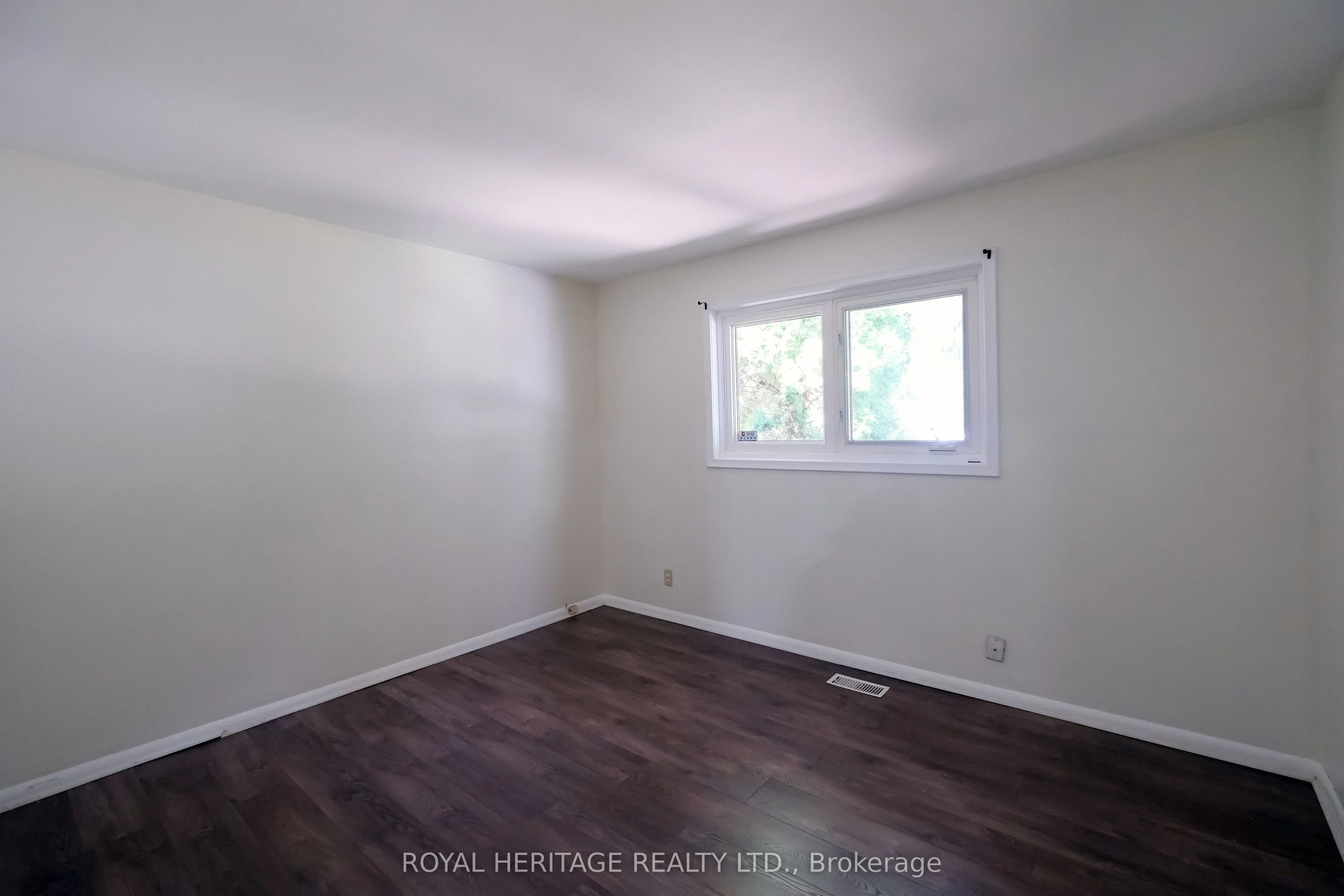 40 Rosewood Avenue