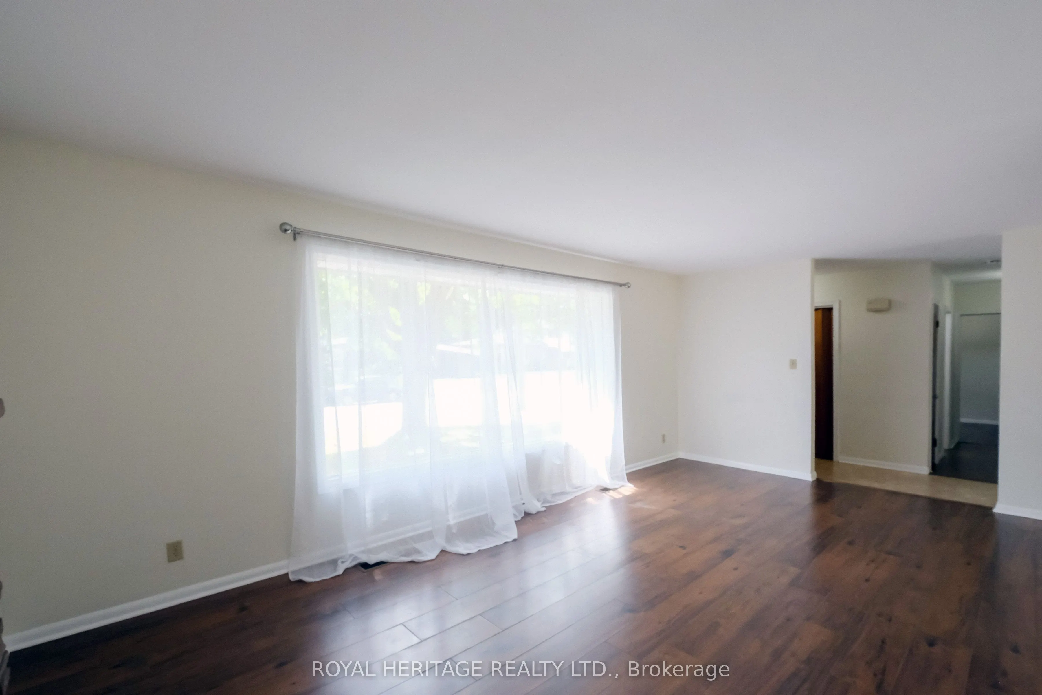 40 Rosewood Avenue