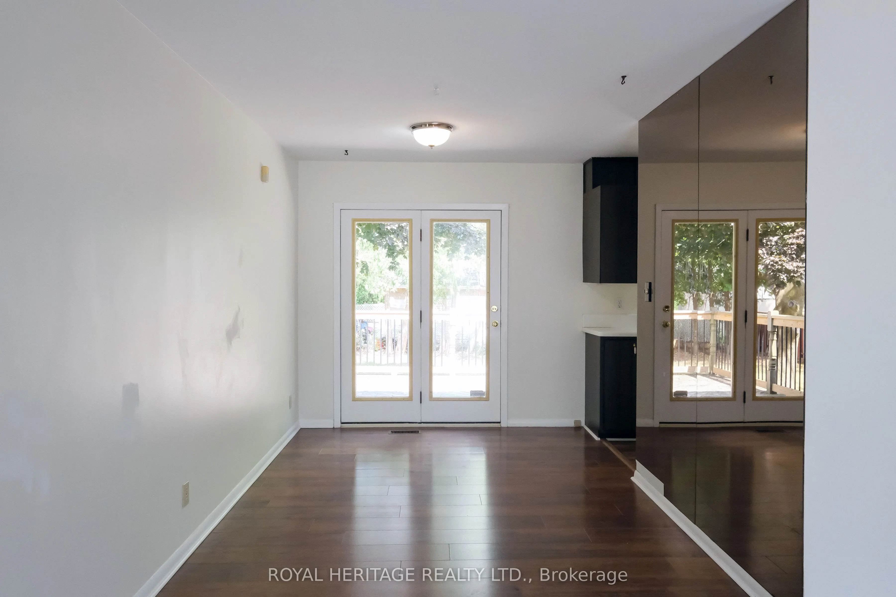 40 Rosewood Avenue