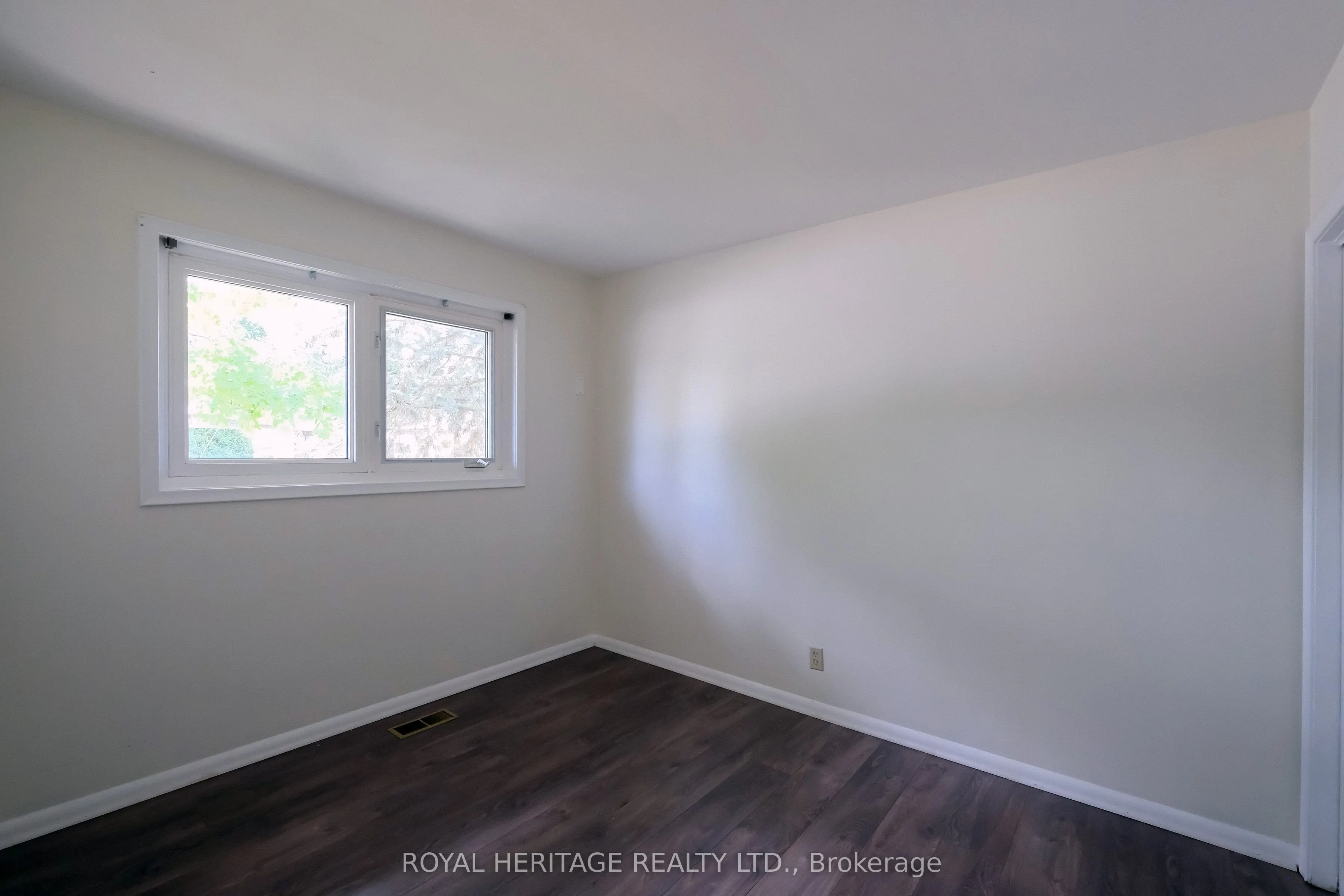 40 Rosewood Avenue