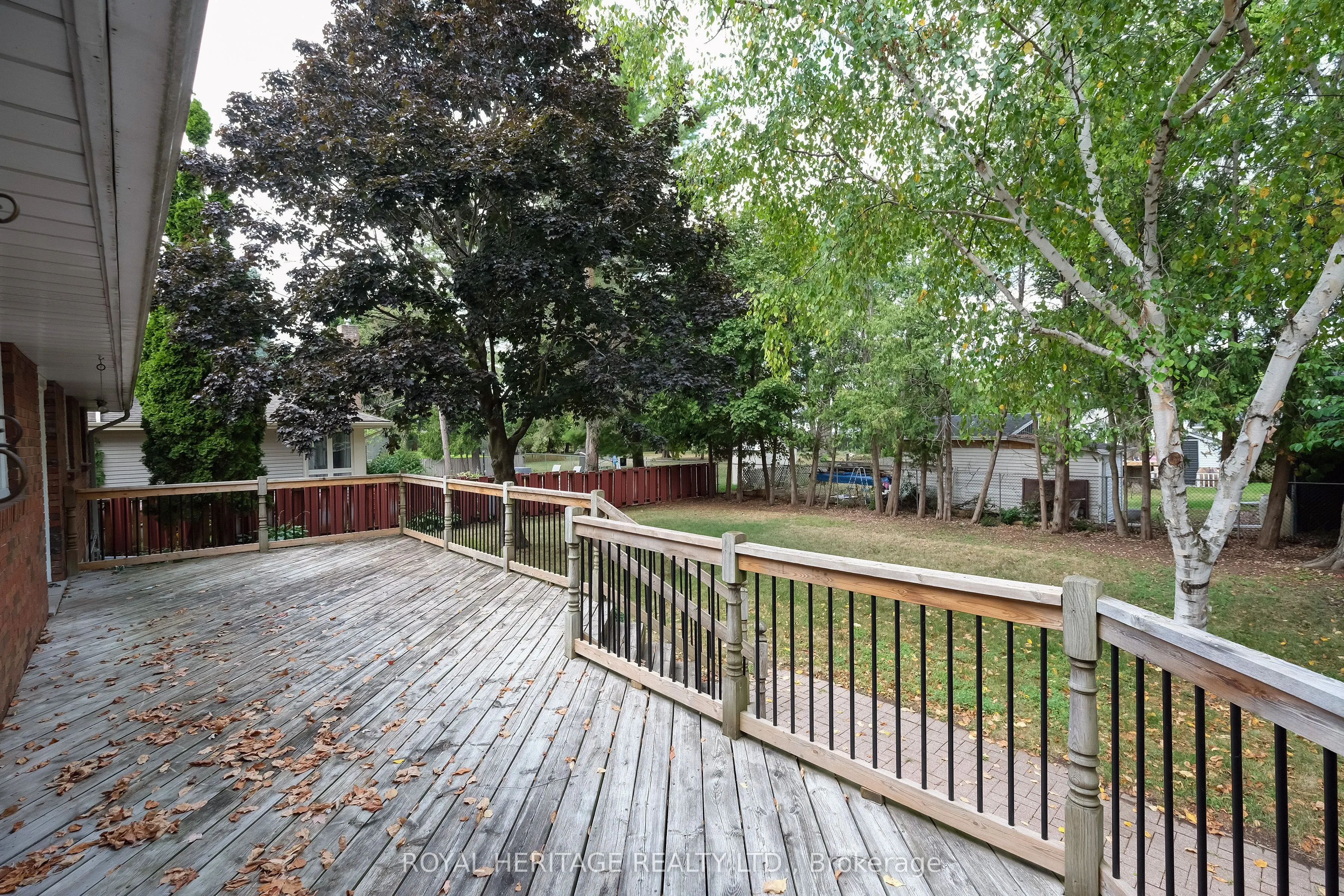40 Rosewood Avenue
