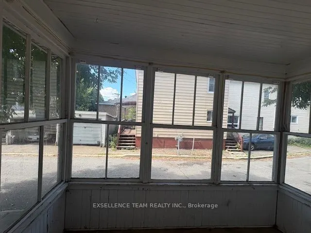 1 Menard Avenue E