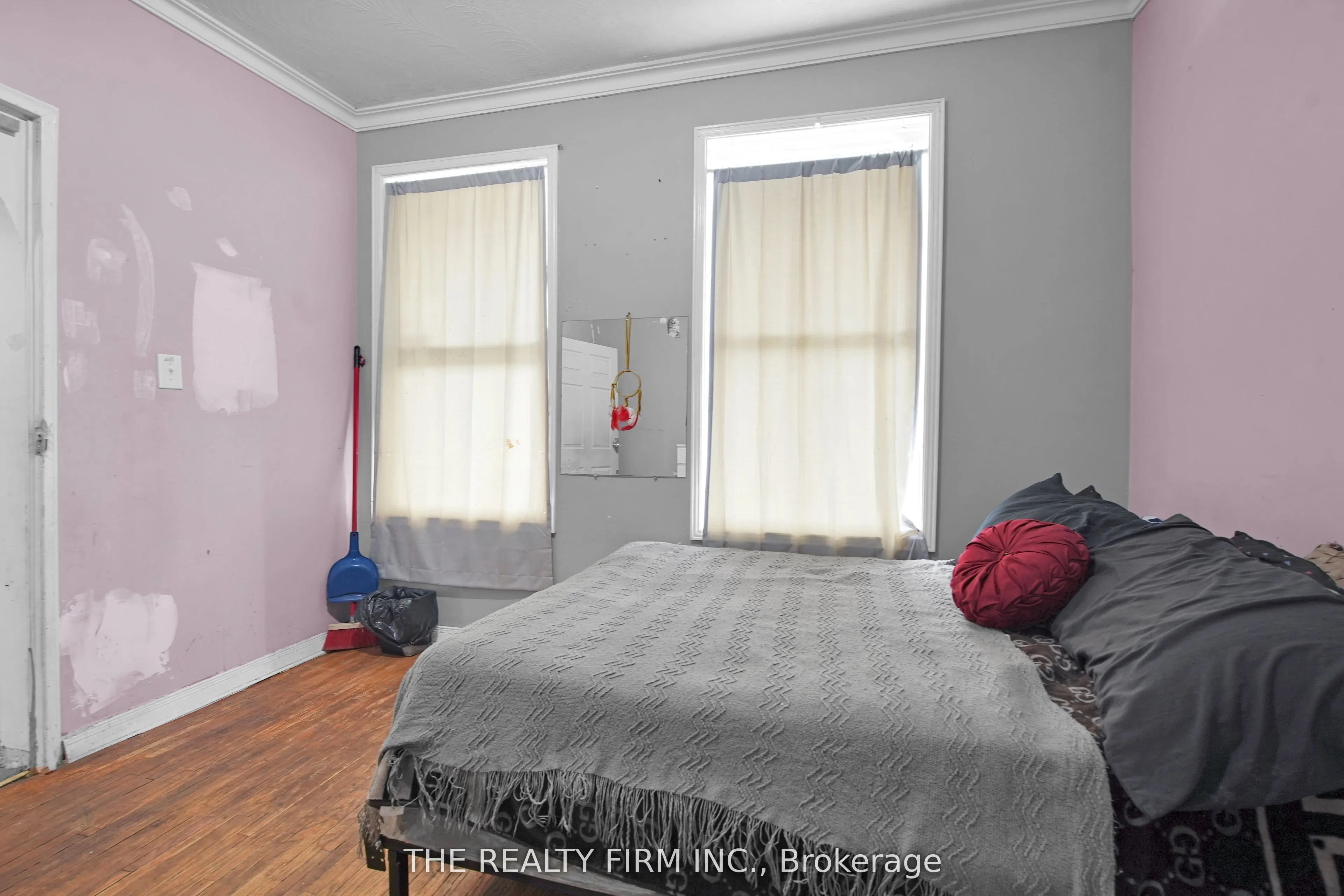 524 Simcoe Street