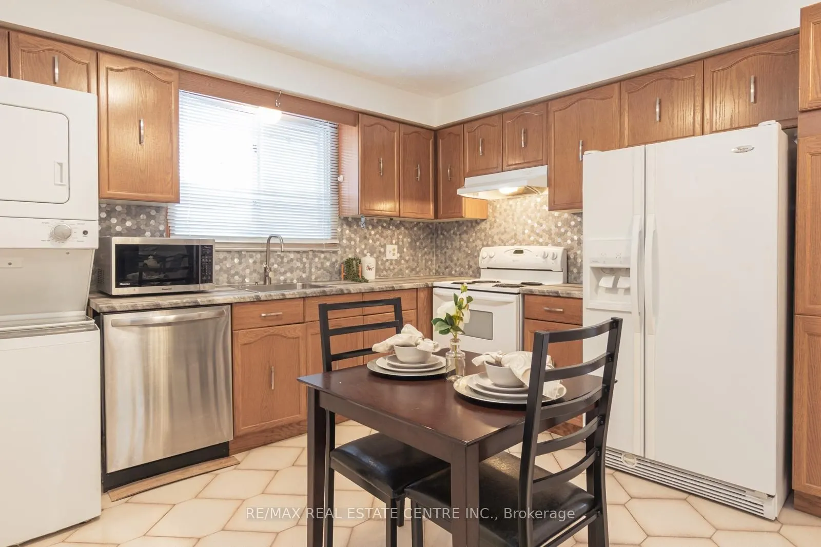 22 Glenhaven Drive, #Main