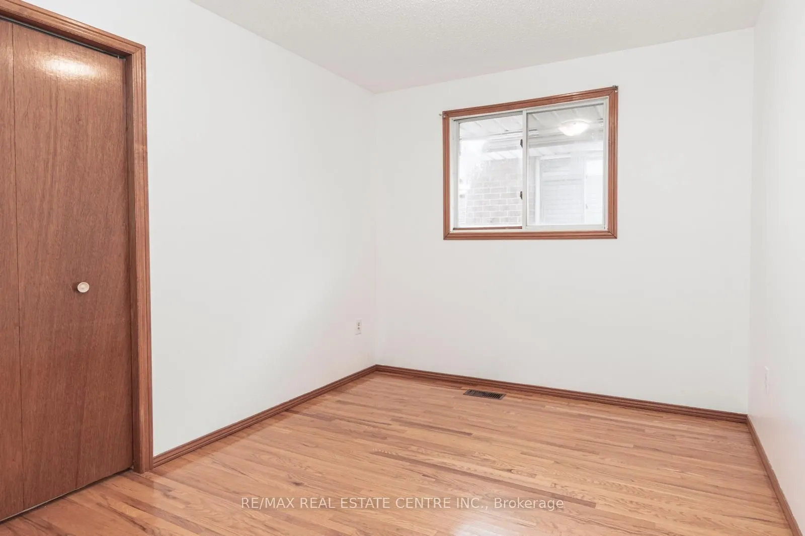22 Glenhaven Drive, #Main