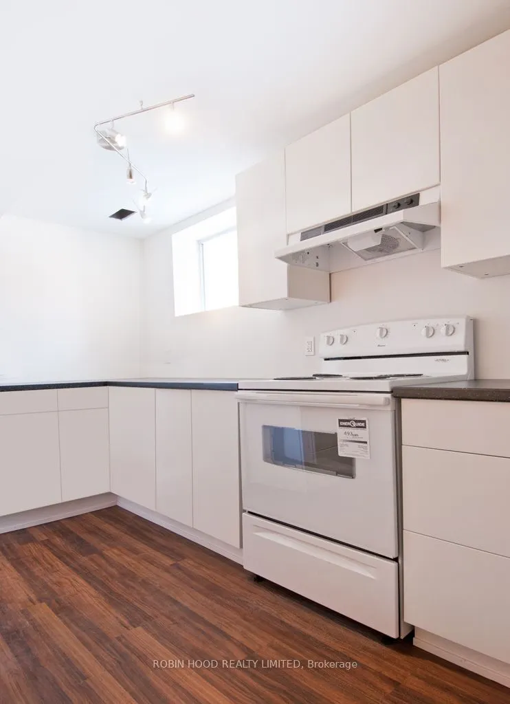200 Besserer Street, #1210