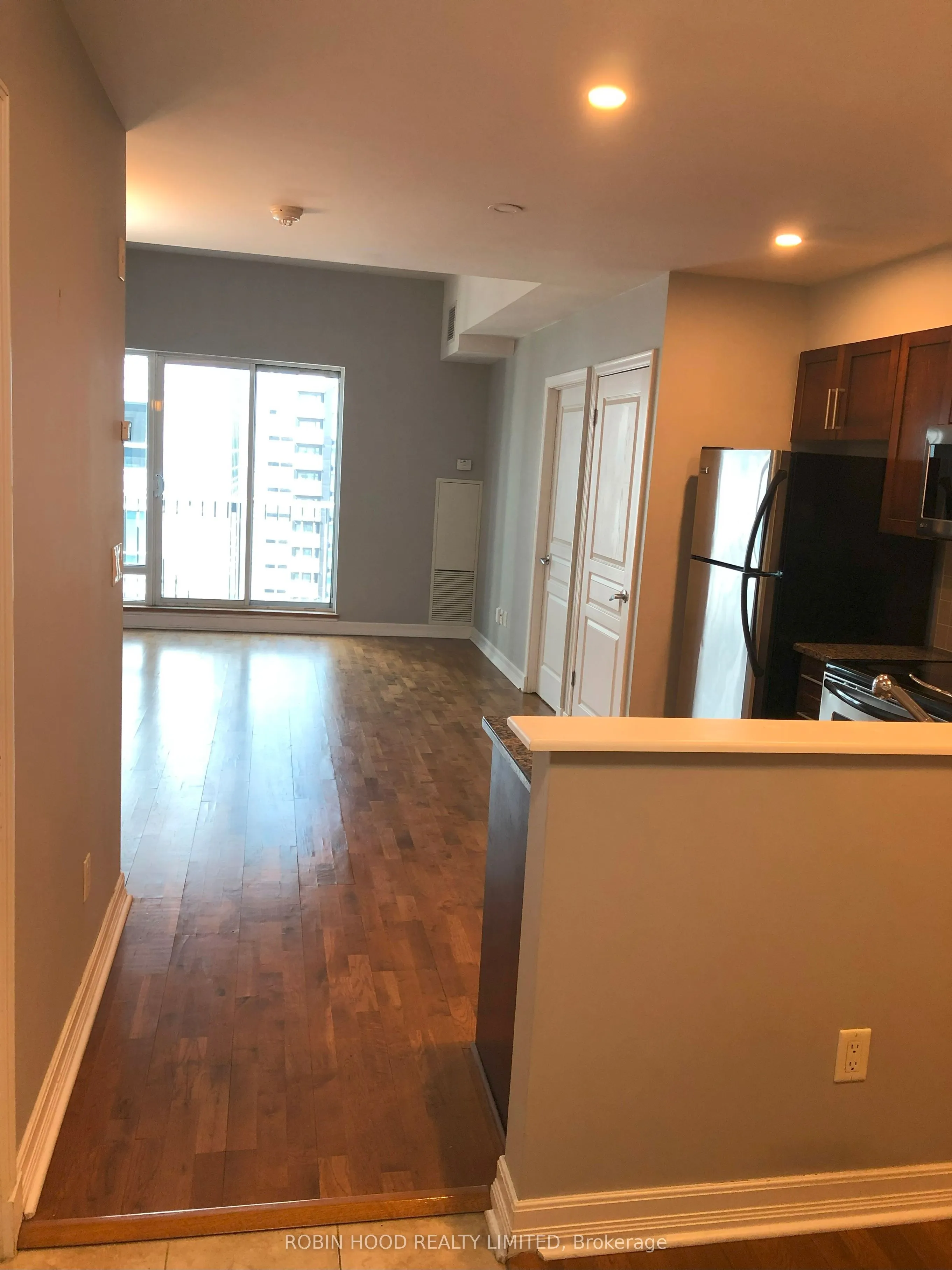 200 Besserer Street, #1210
