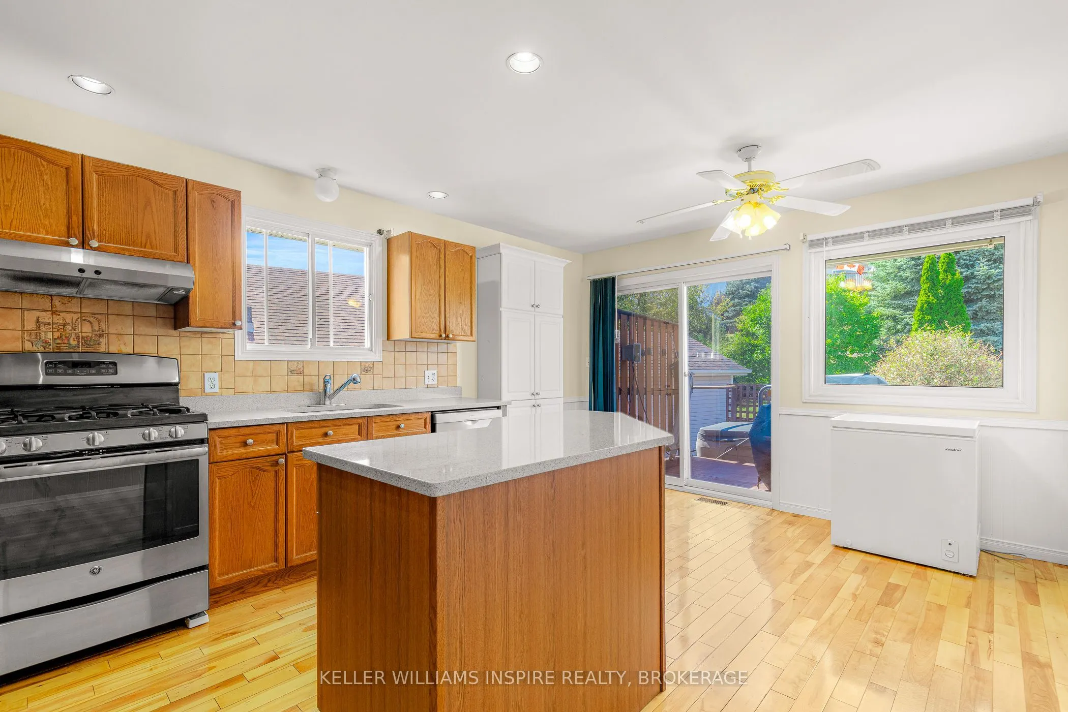 384 Dolshire Street