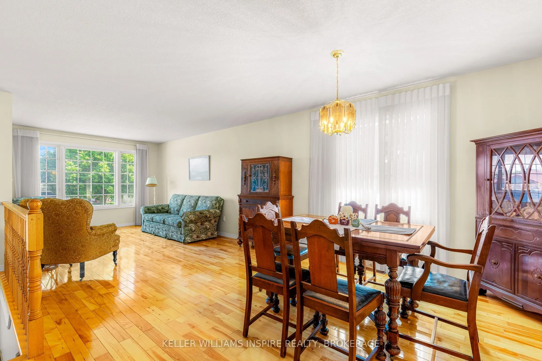 384 Dolshire Street