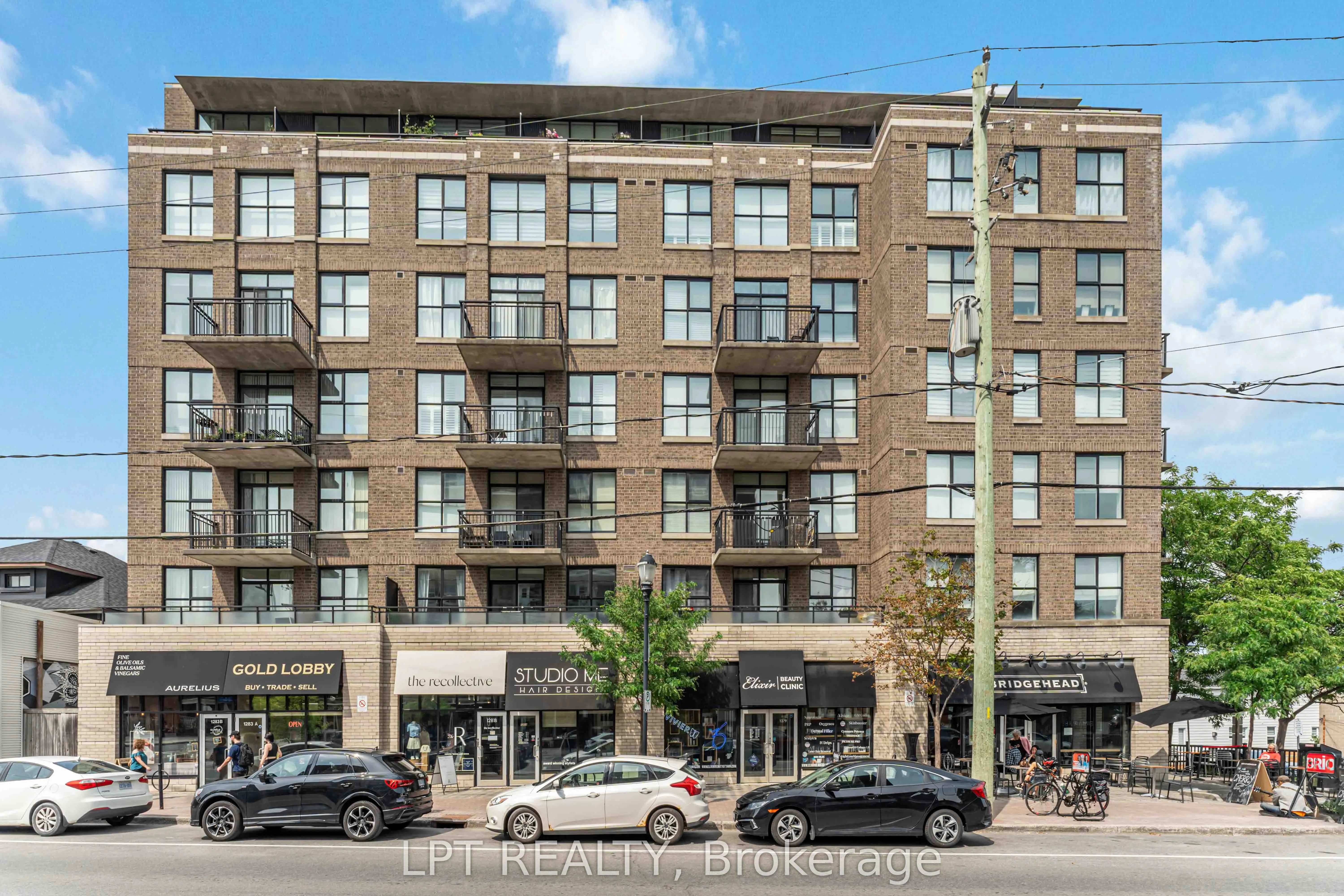 150 Caroline Avenue, #206