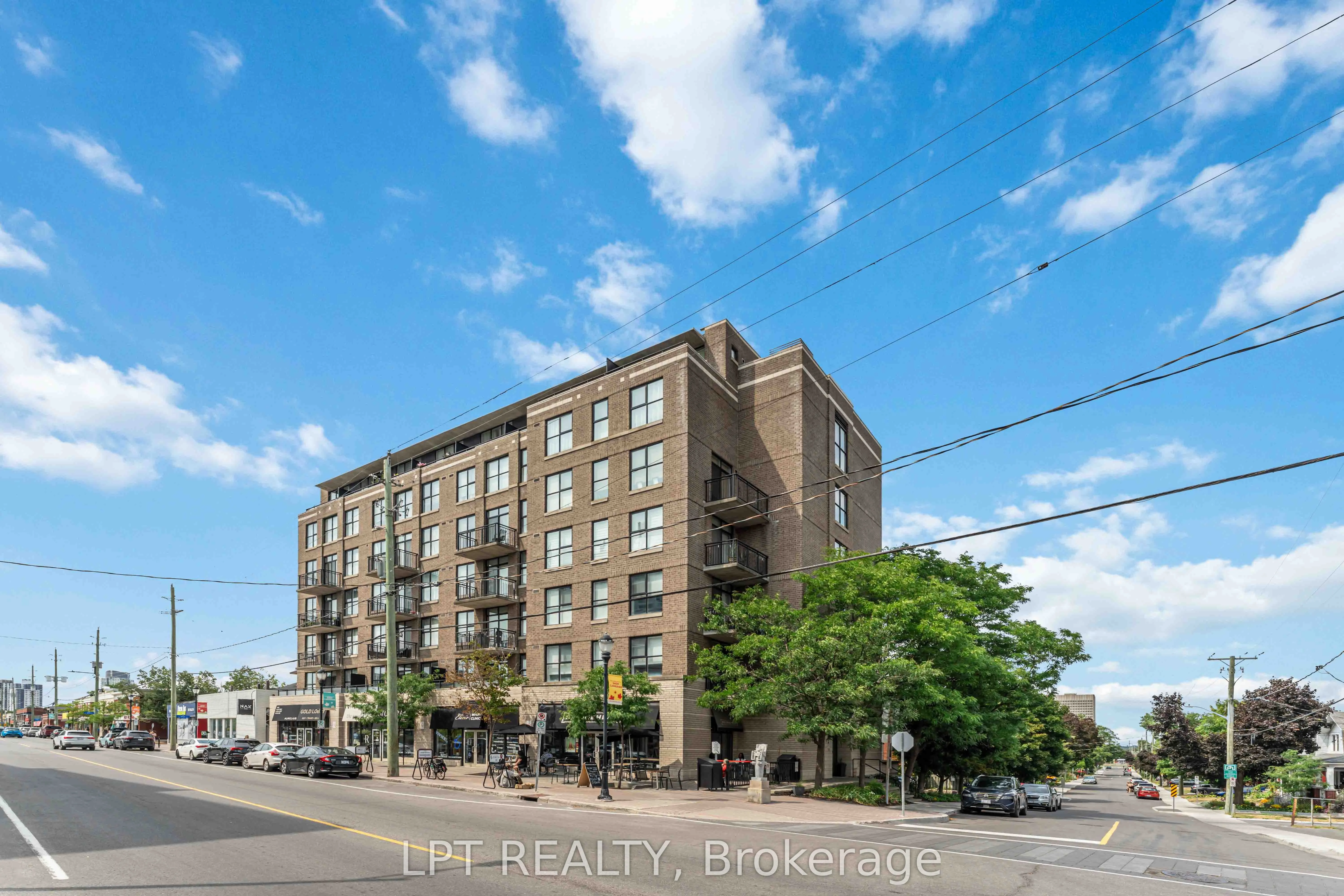150 Caroline Avenue, #206