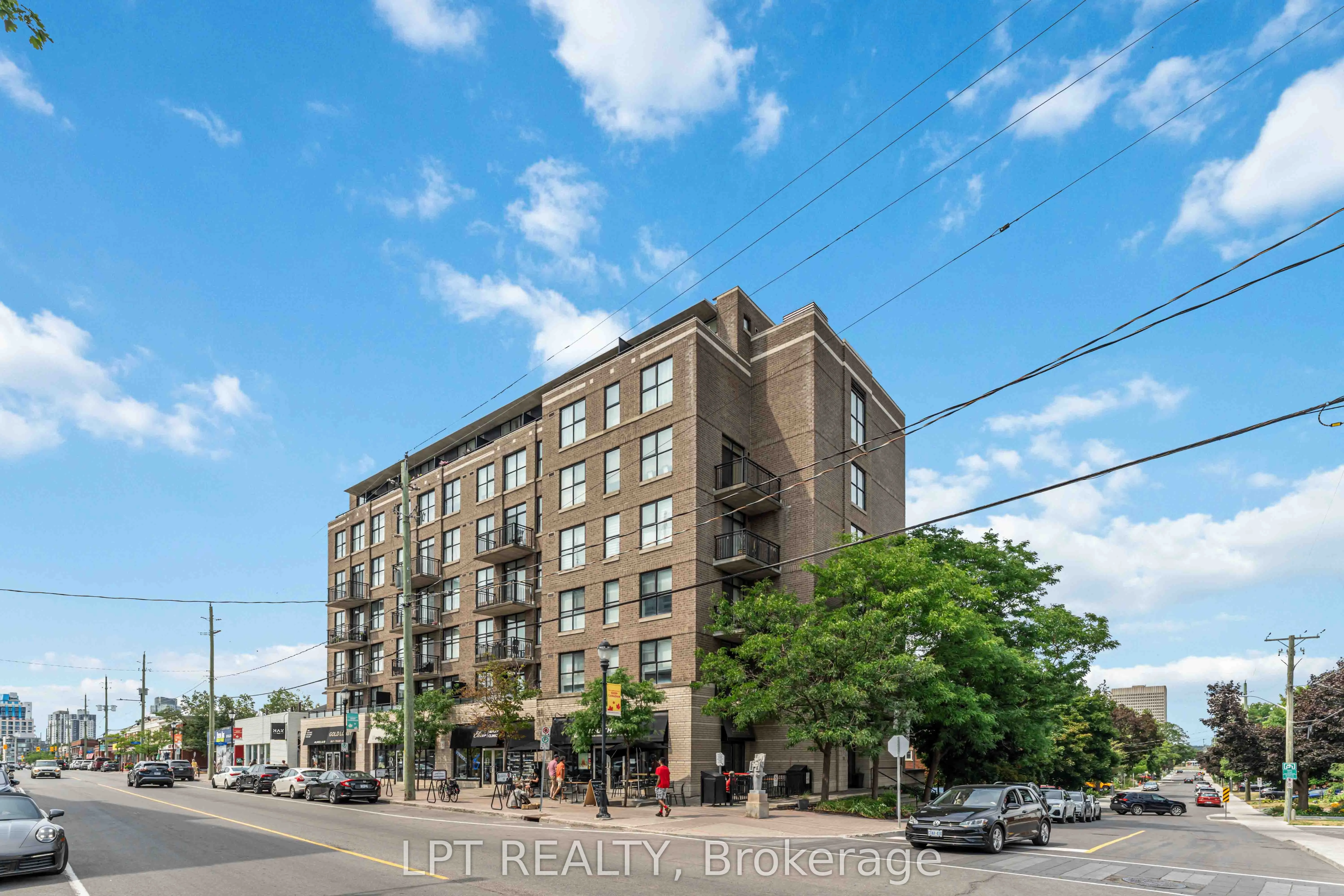 150 Caroline Avenue, #206