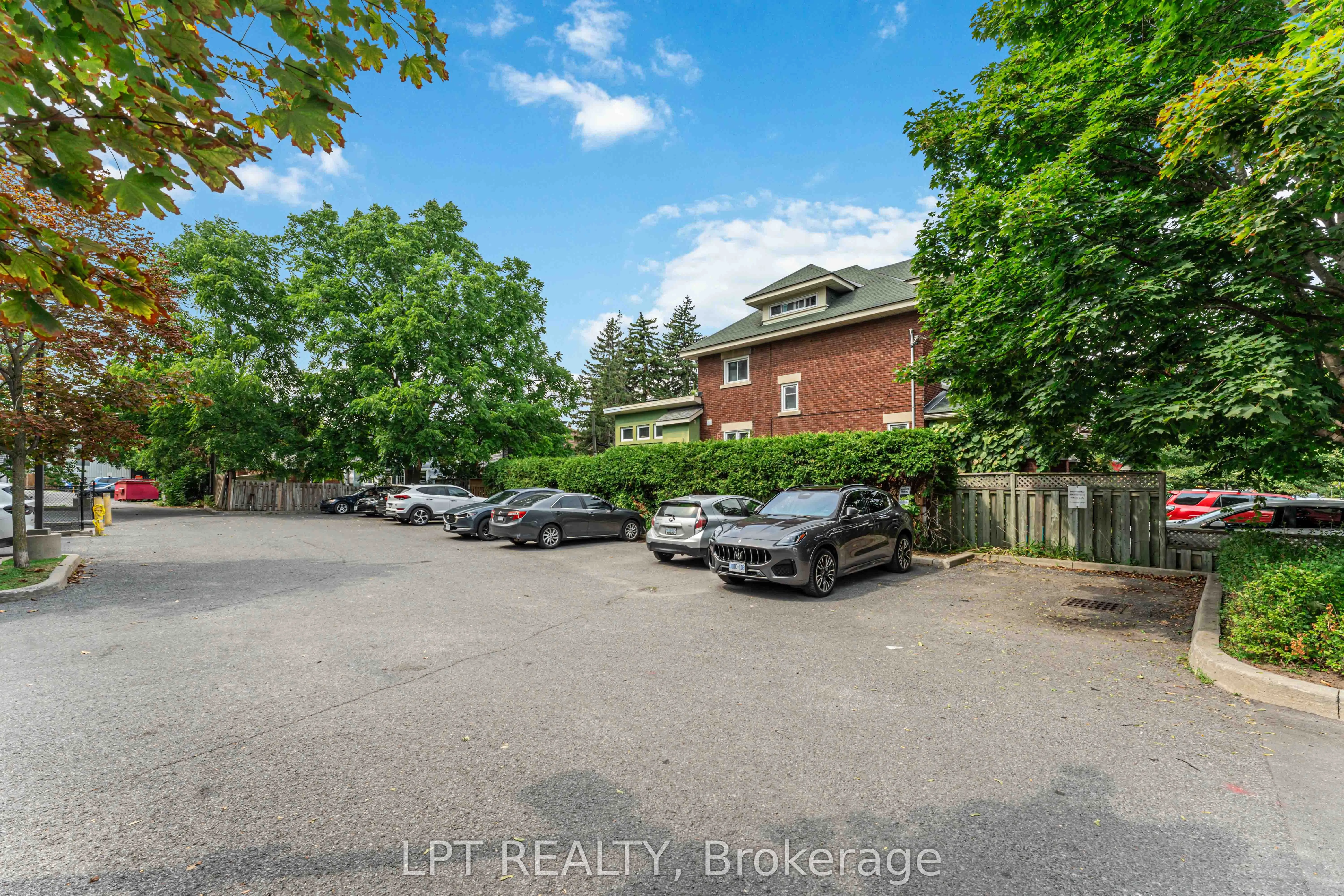 150 Caroline Avenue, #206