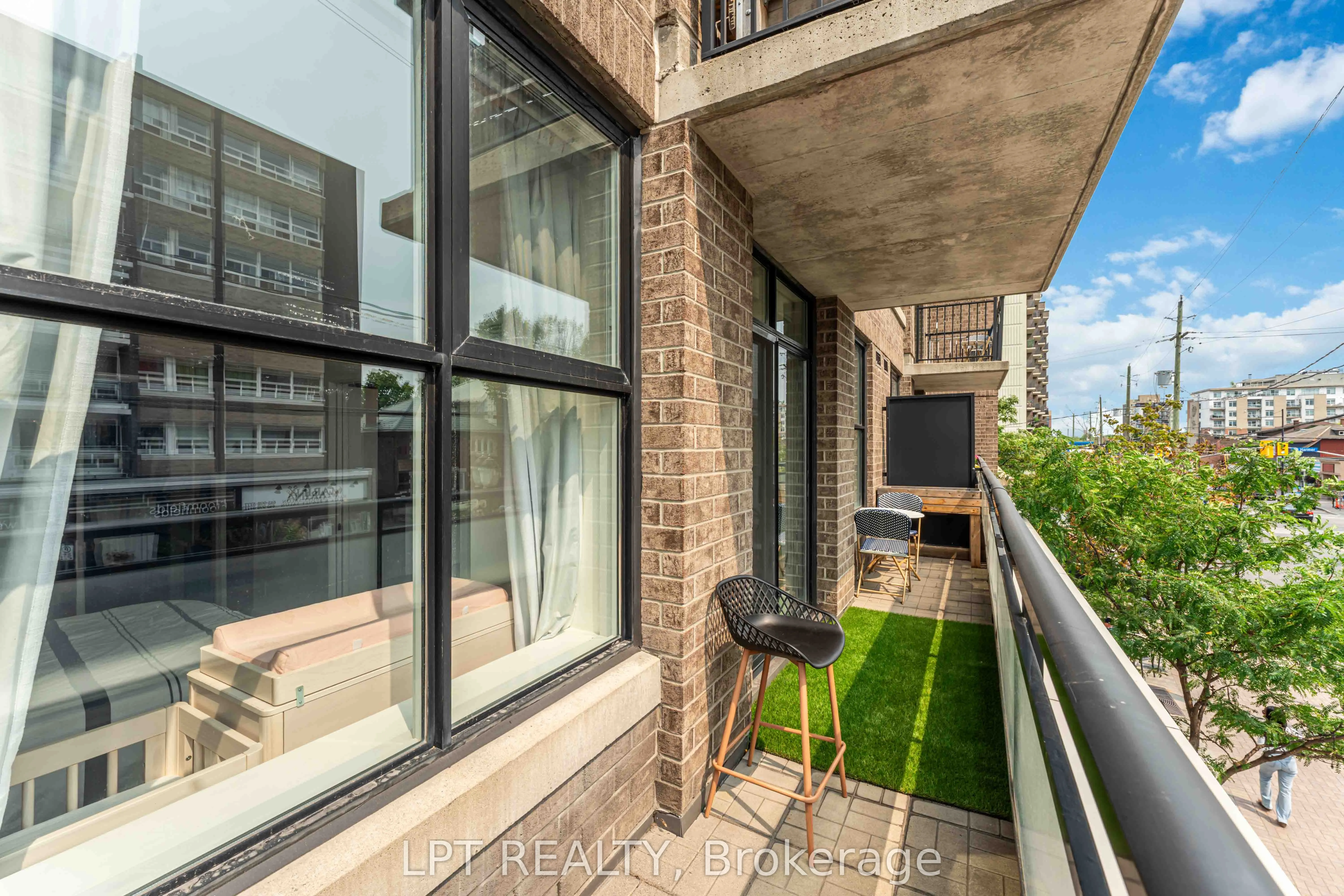 150 Caroline Avenue, #206