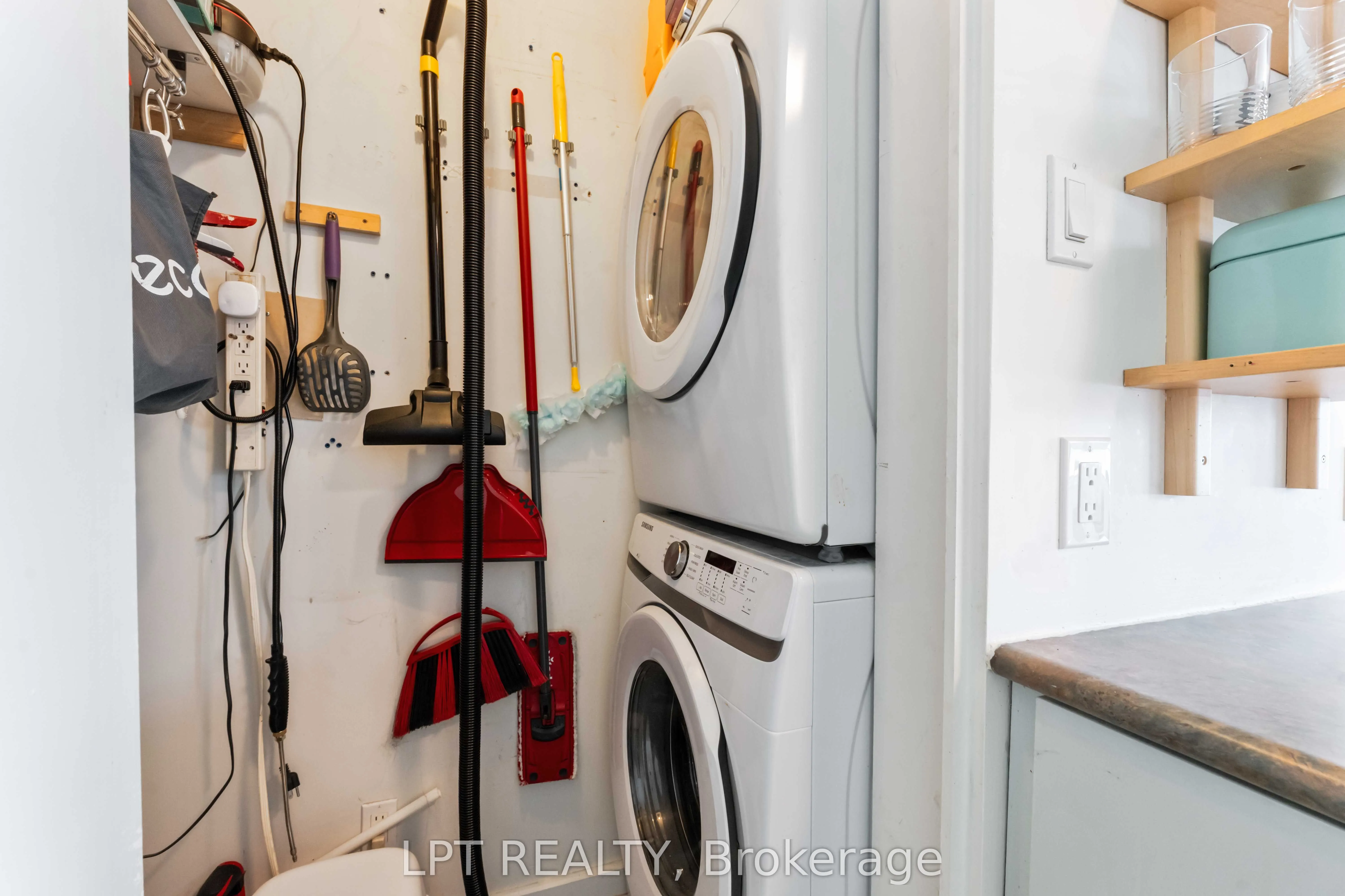 150 Caroline Avenue, #206
