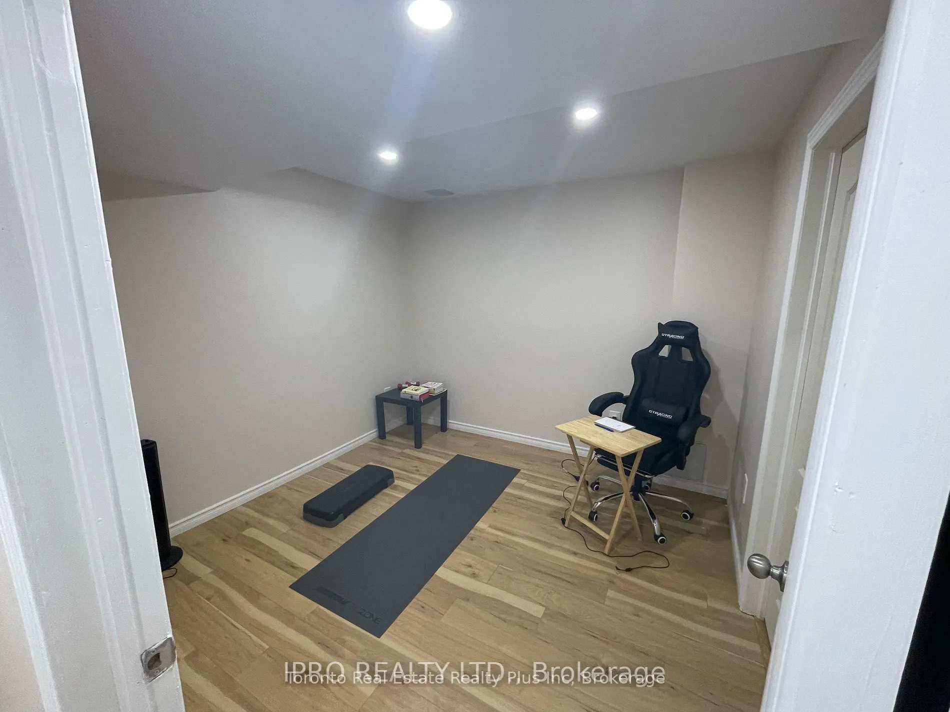 48 Witteveen Drive