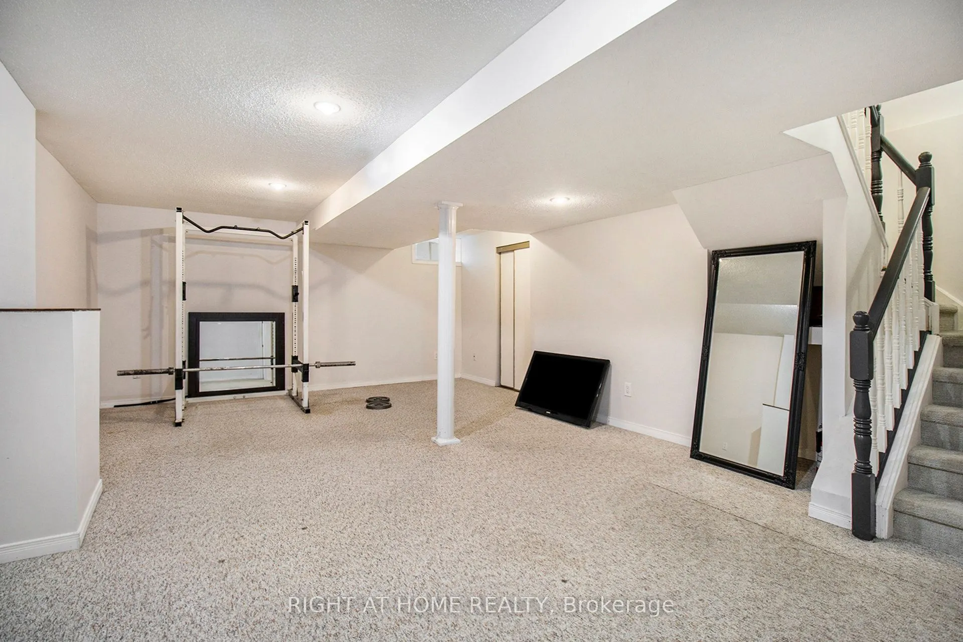 168 Huntersfield Drive