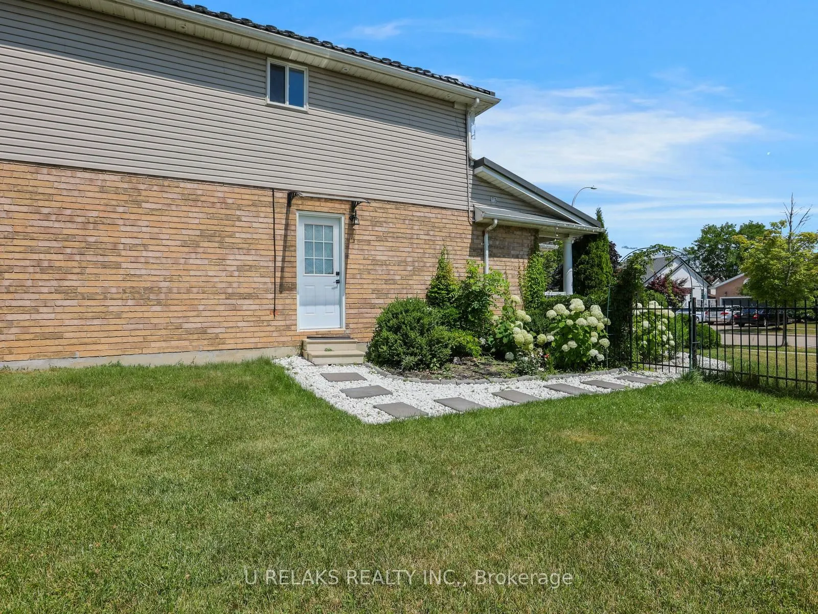 209 Briarmeadow Drive