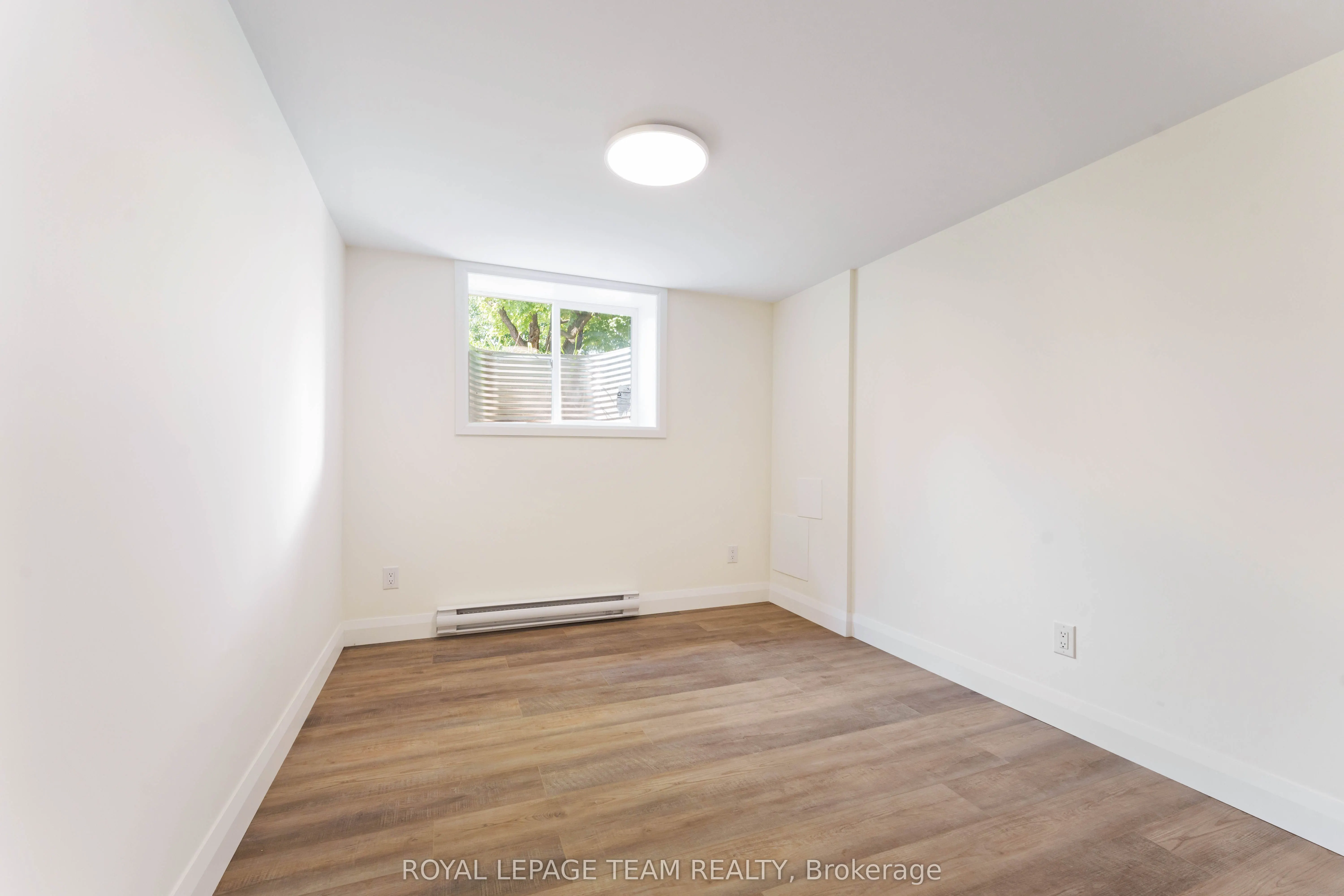 1587 Devon Street, ##2