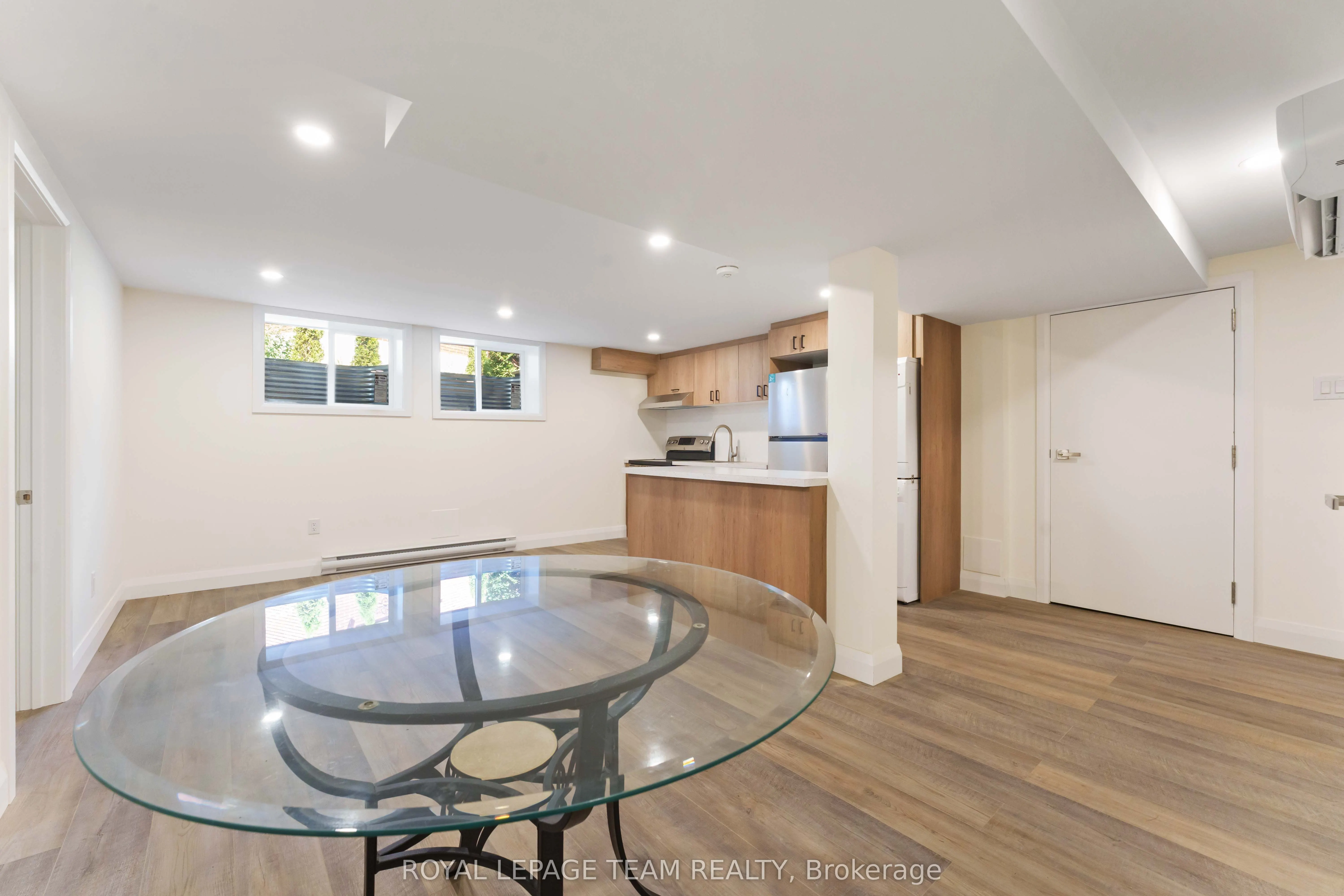 1587 Devon Street, ##2