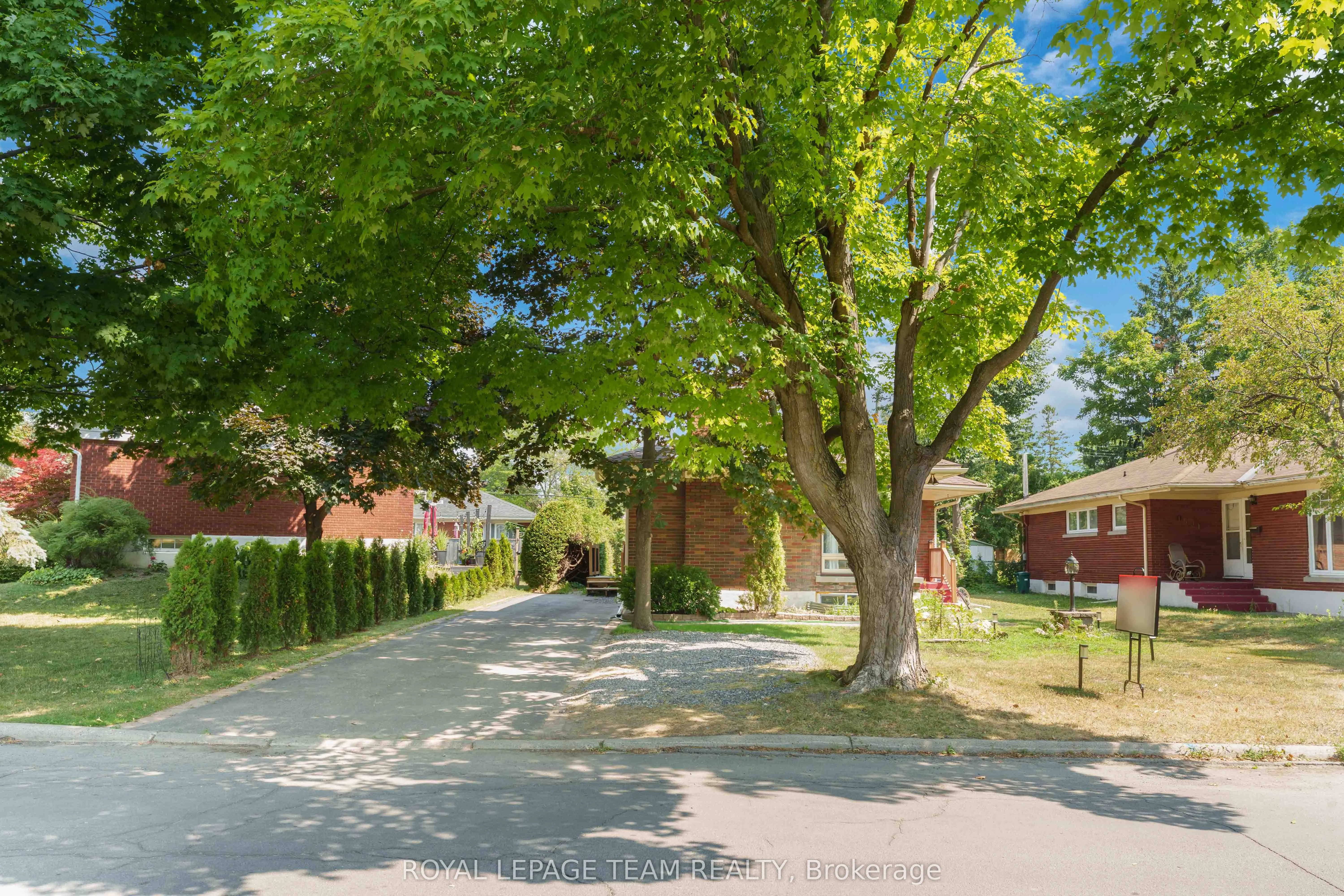 1587 Devon Street, ##2