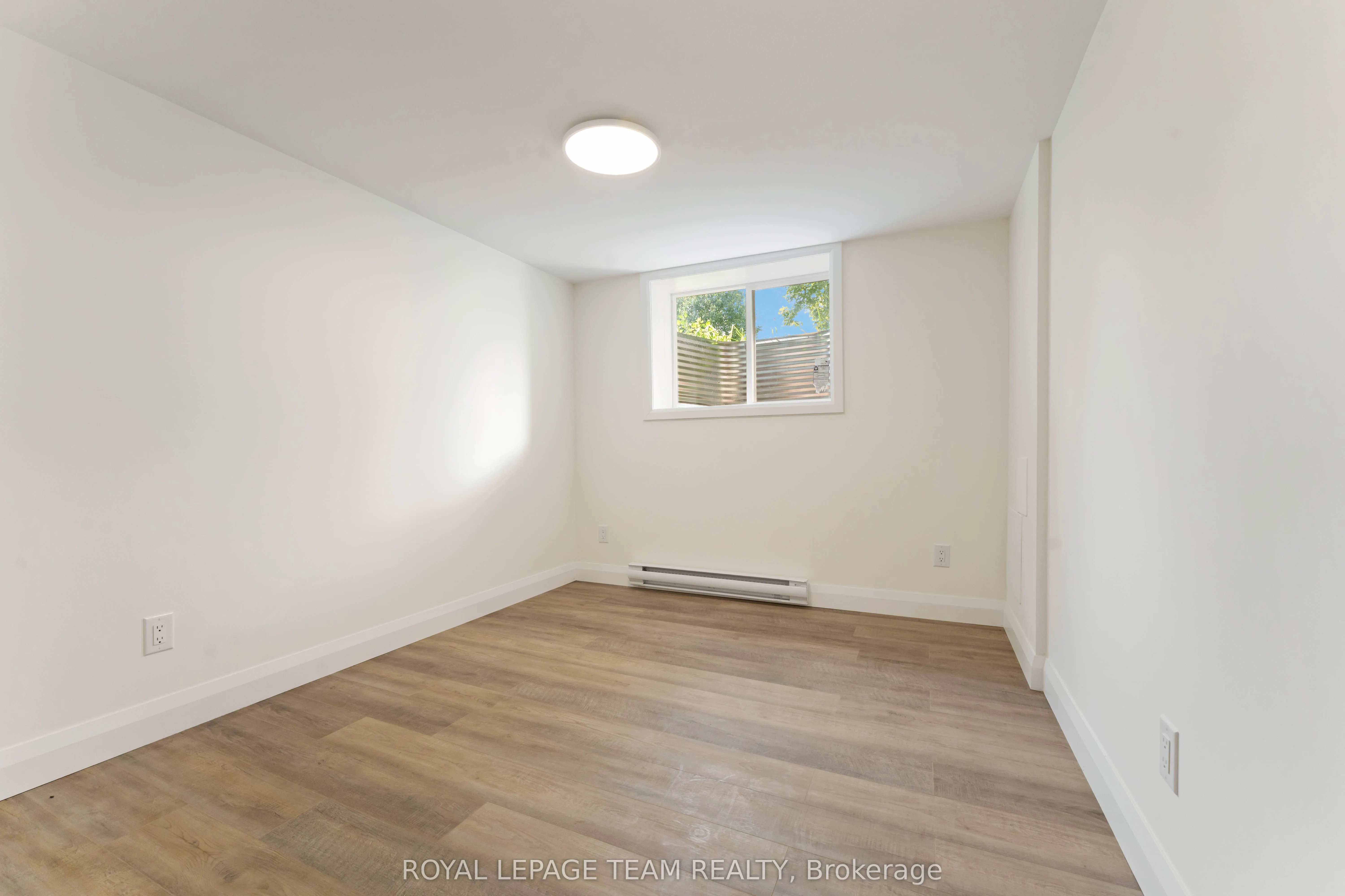 1587 Devon Street, ##2